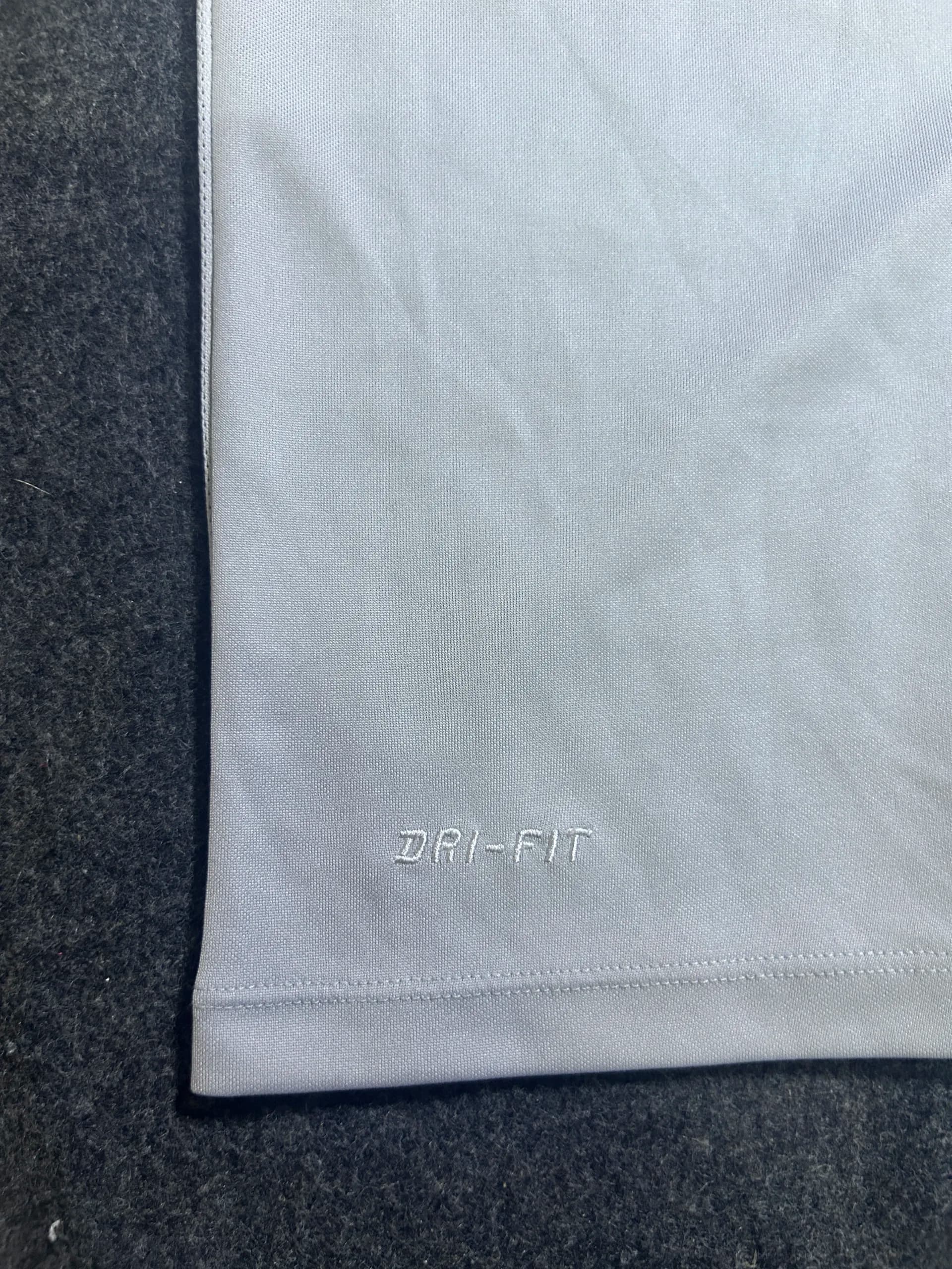 Nike Dri-FIT thrift t-shirt India detail view