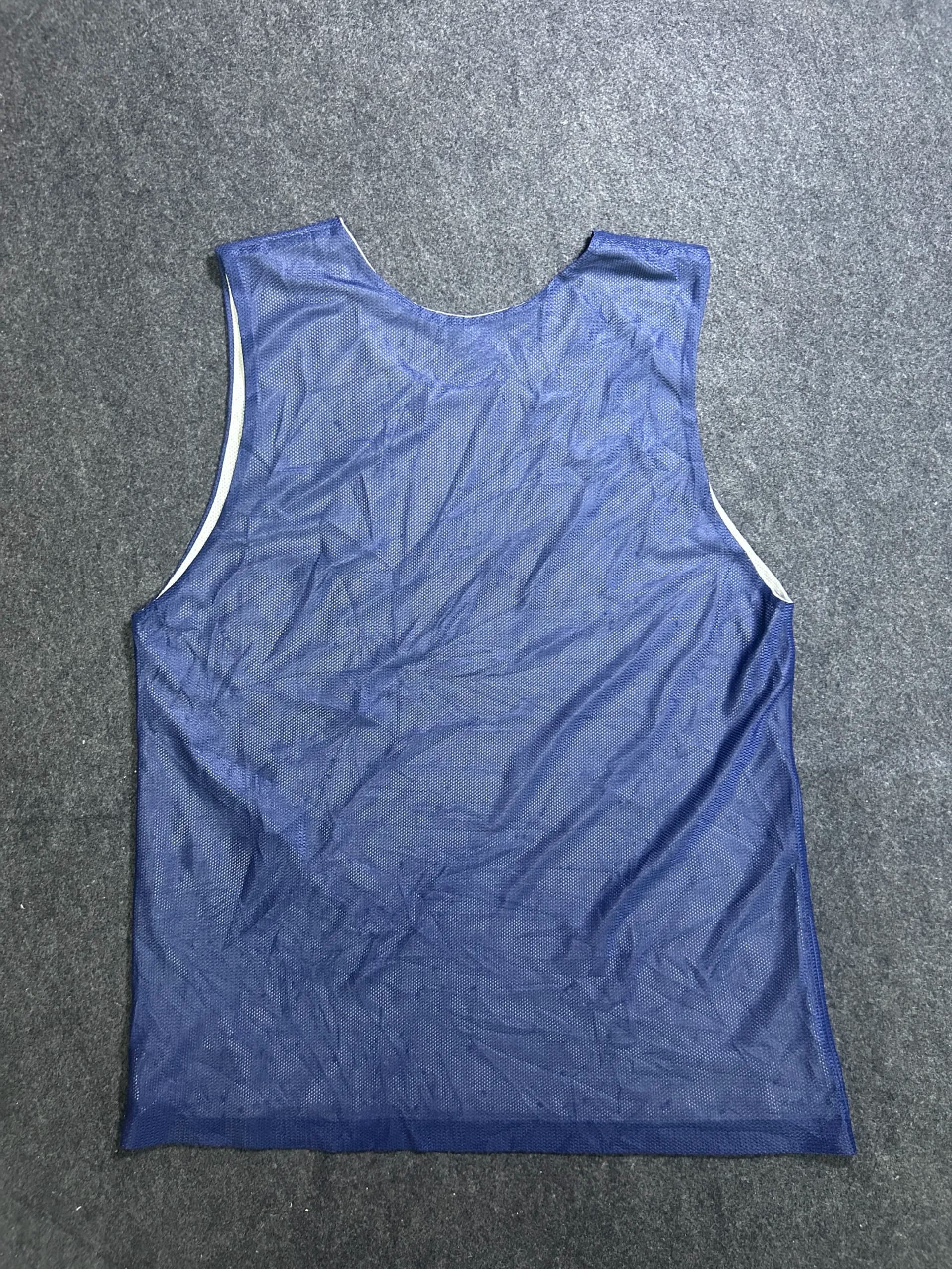 Nike thrift clothing India detail view