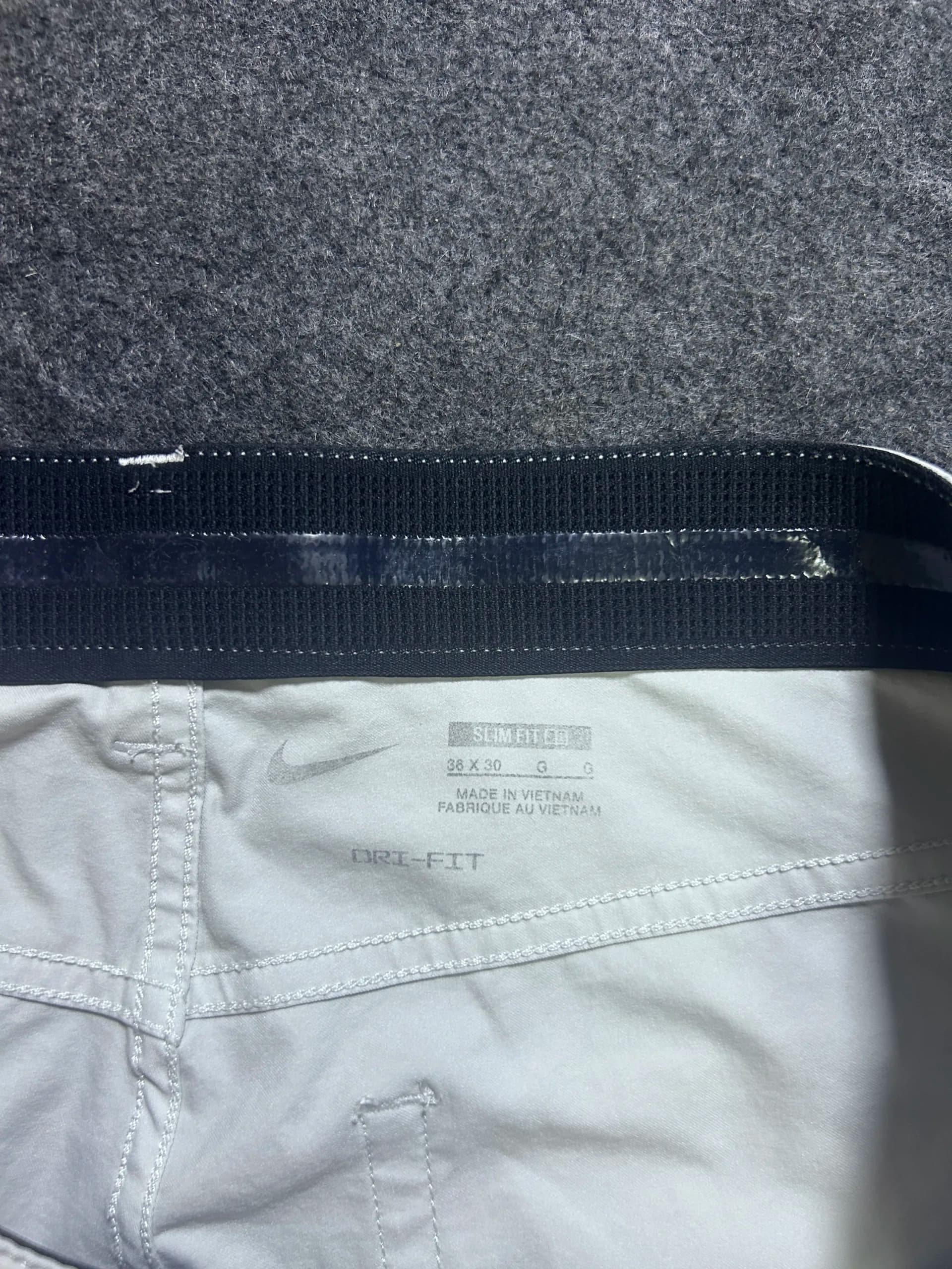 Nike Dri-FIT thrift trousers India detail view