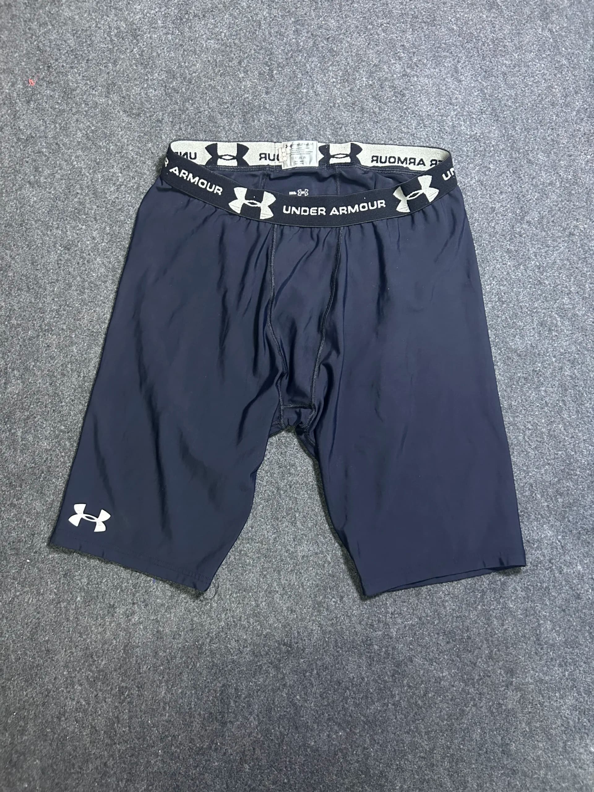 Under Armour HeatGear thrift shorts India back view