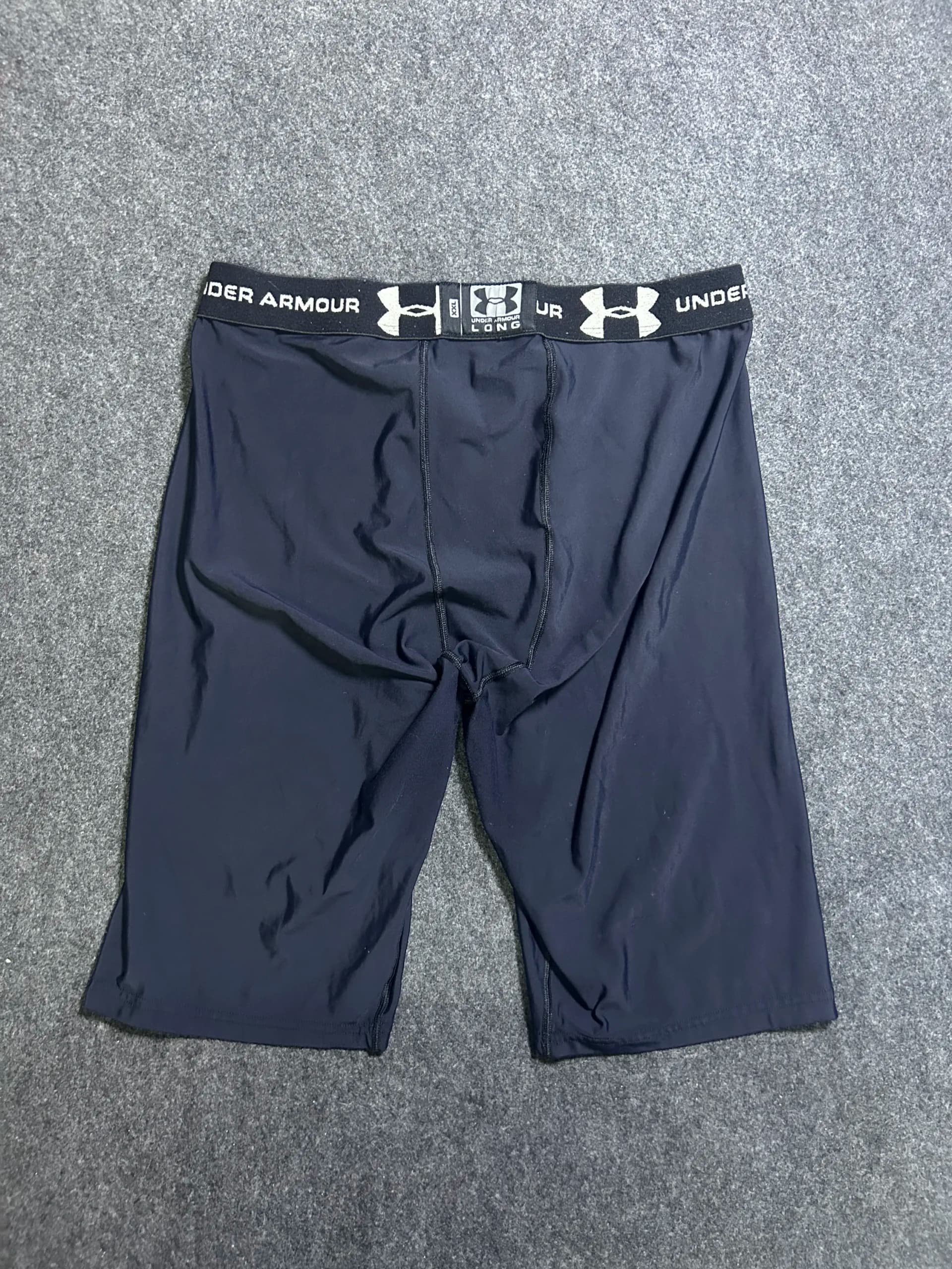 Under Armour HeatGear thrift shorts India detail view