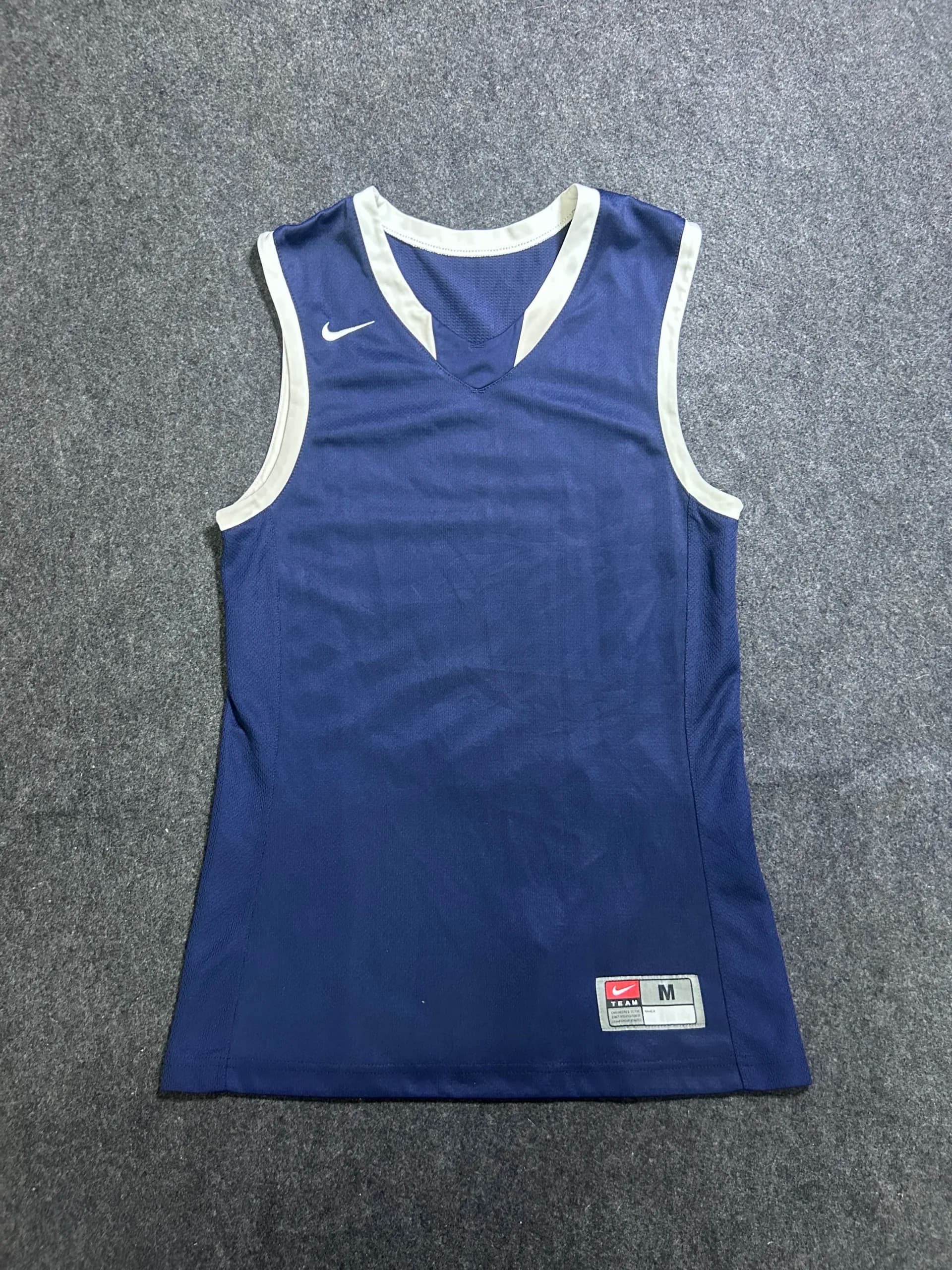 Nike thrift basketball jersey India