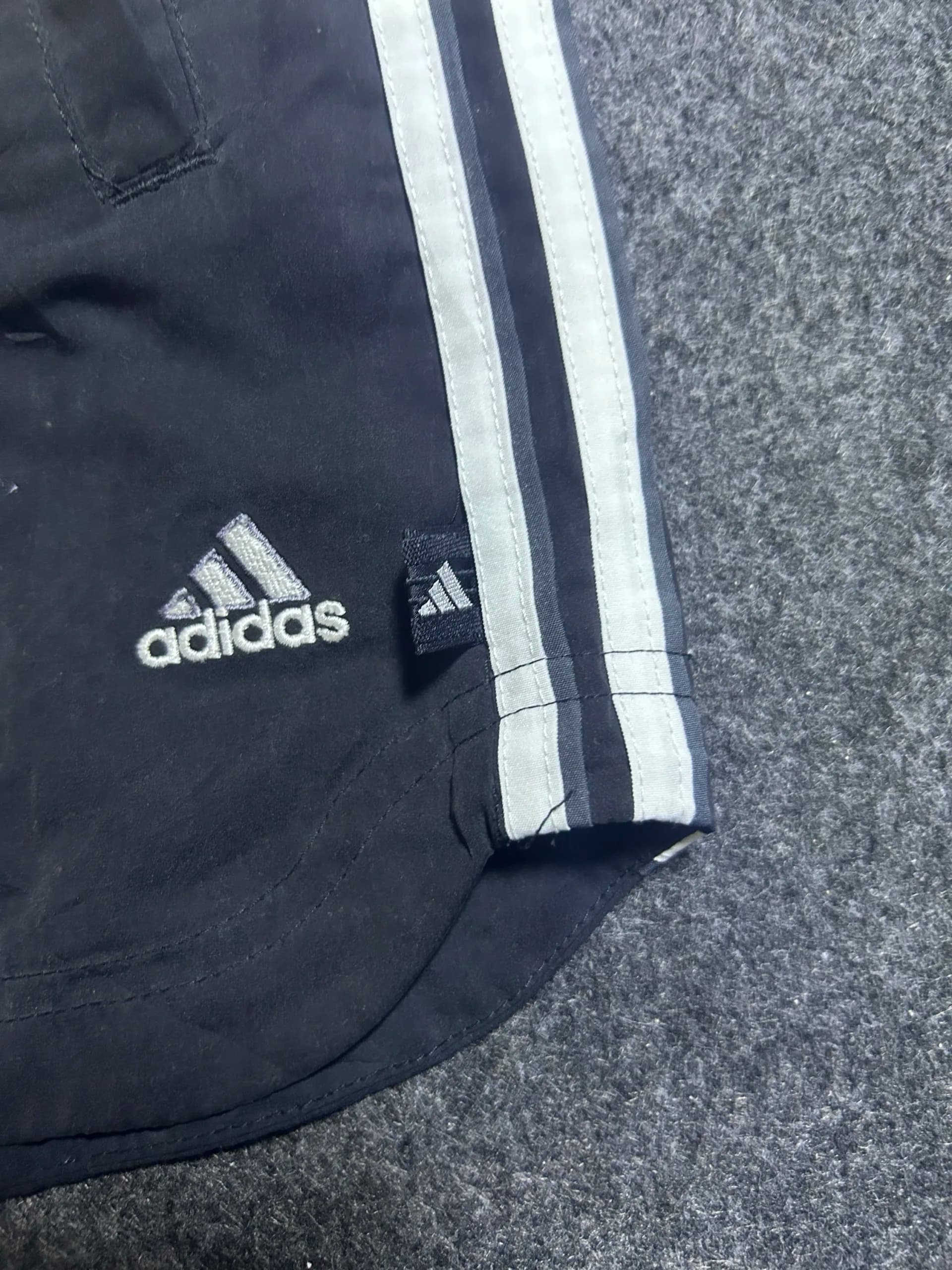 Adidas thrift shorts India detail view