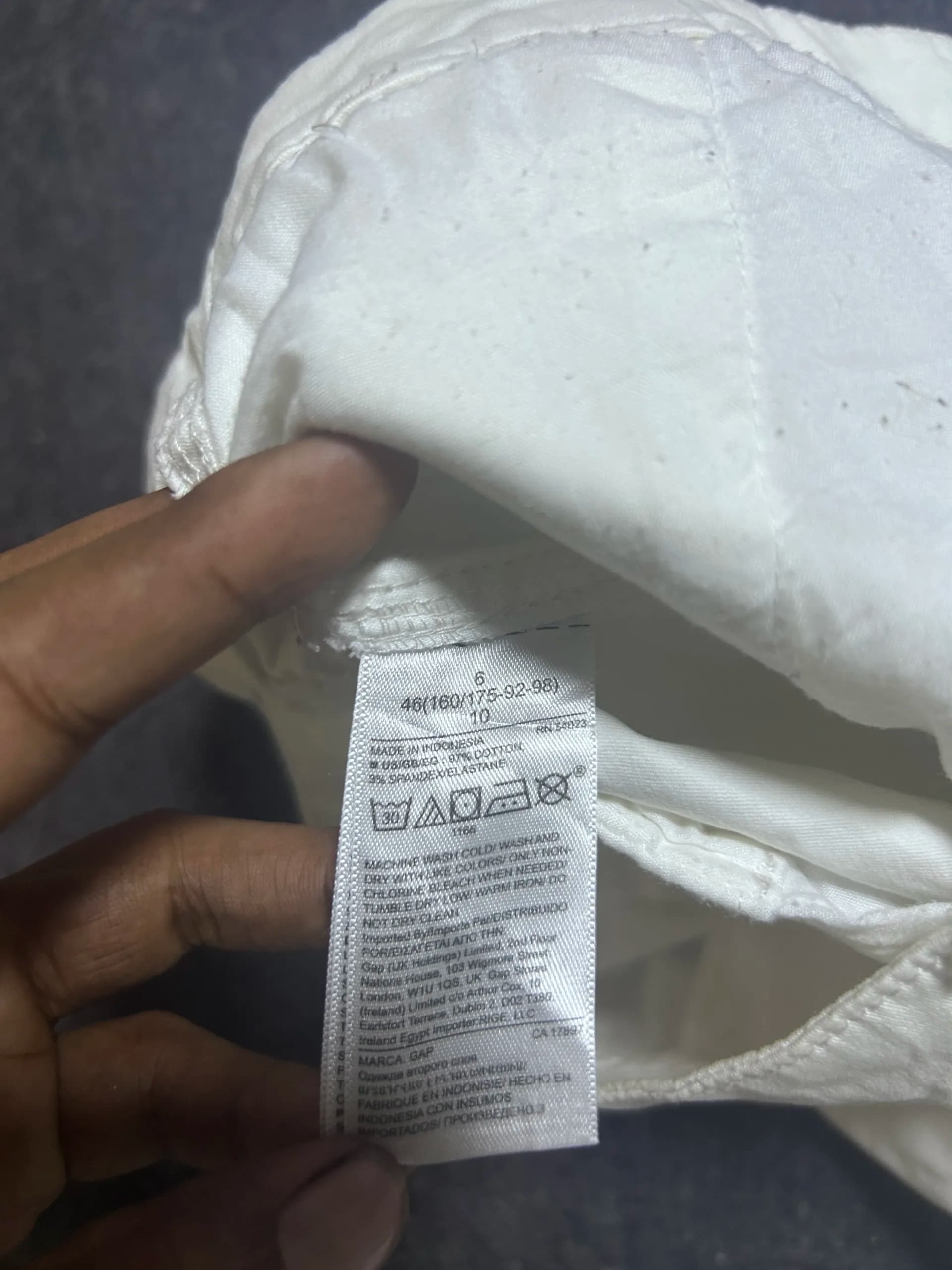 GAP thrift pants India close-up