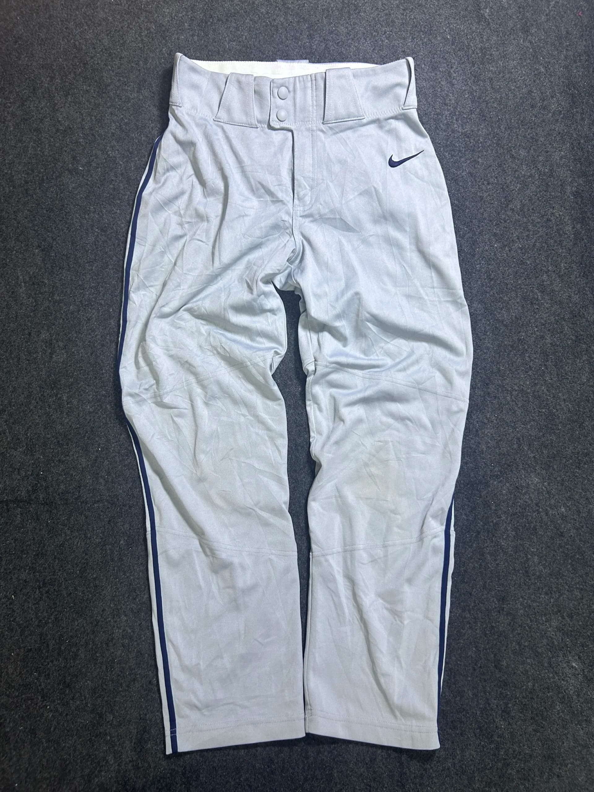 Nike thrift pants India