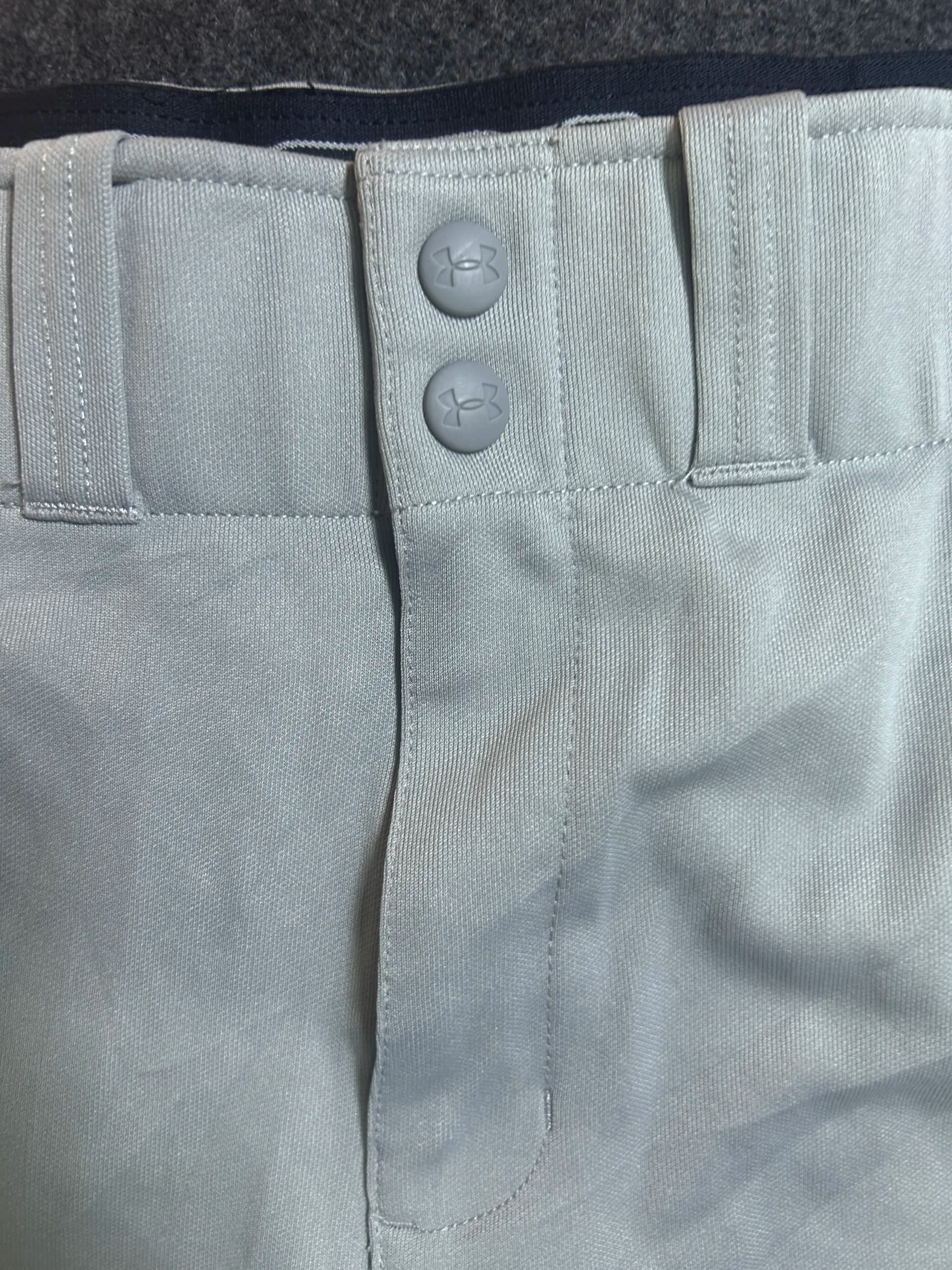 Under Armour HeatGear thrift trousers India detail view