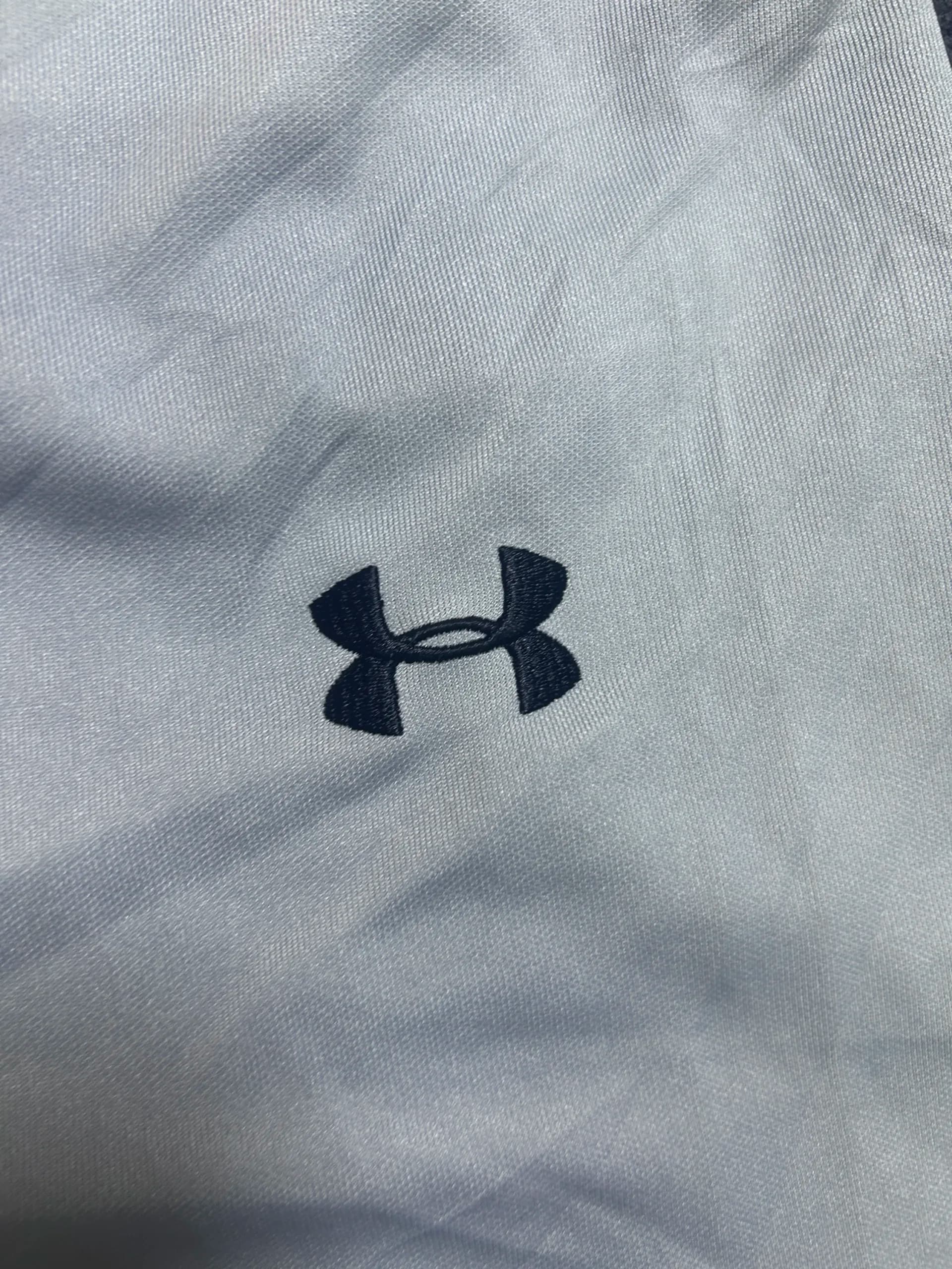 Under Armour HeatGear thrift trousers India close-up