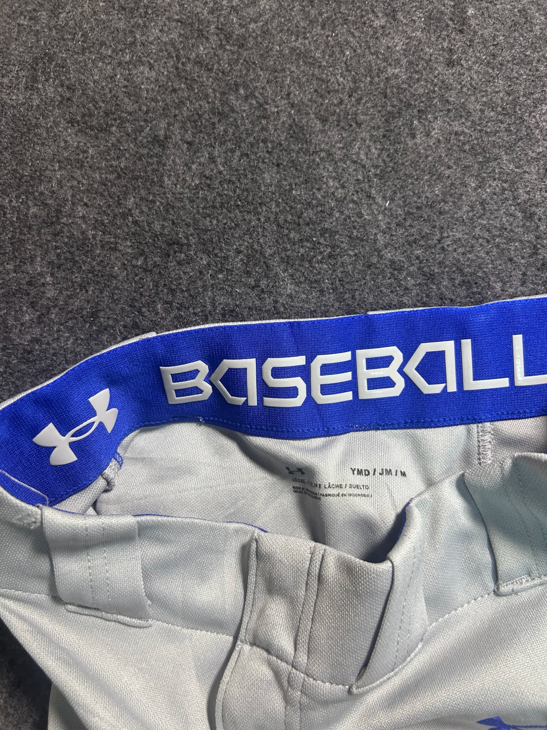 Under Armour thrift pants India detail view