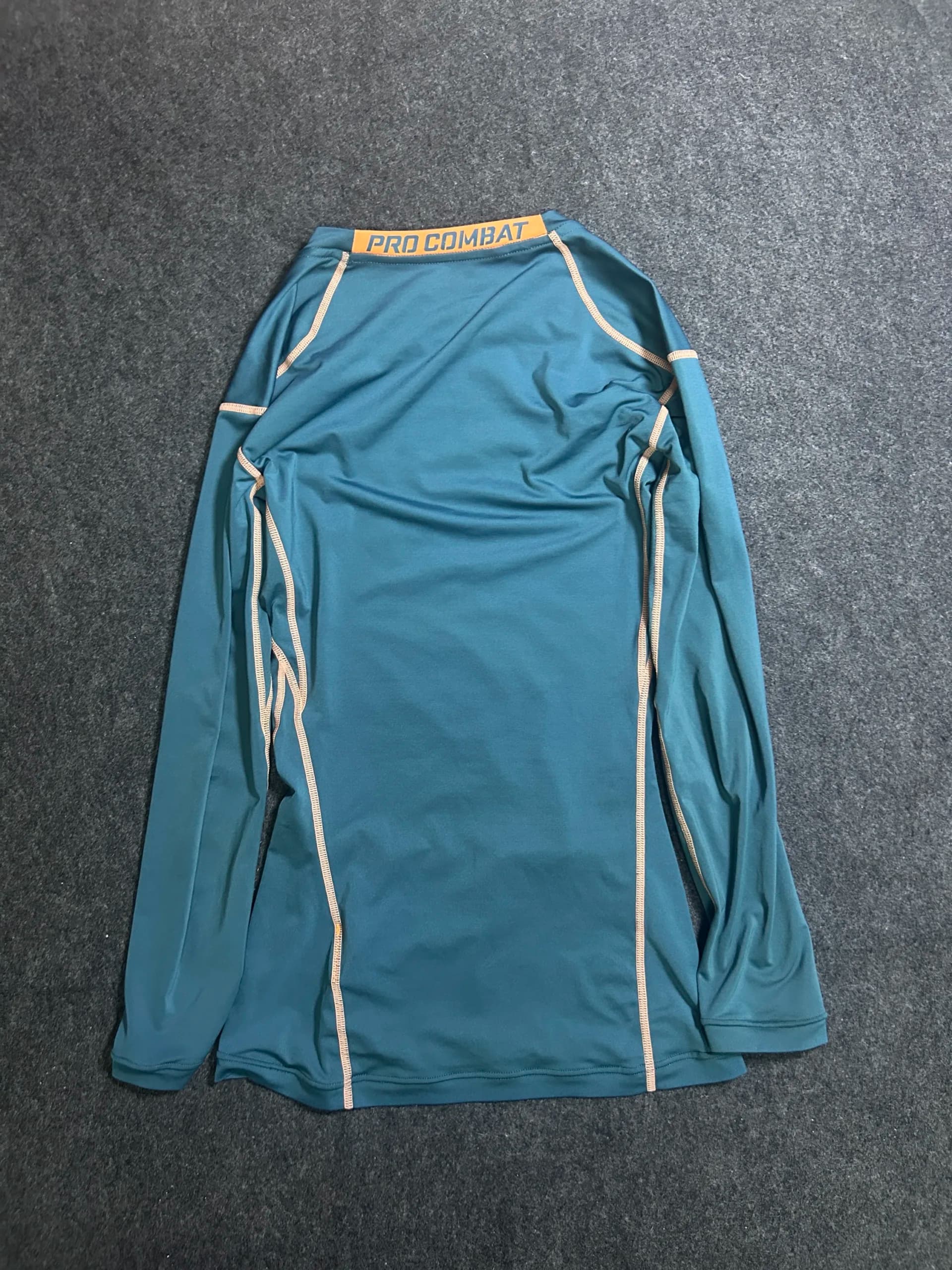 Nike Dri-FIT thrift compression wear India detail view