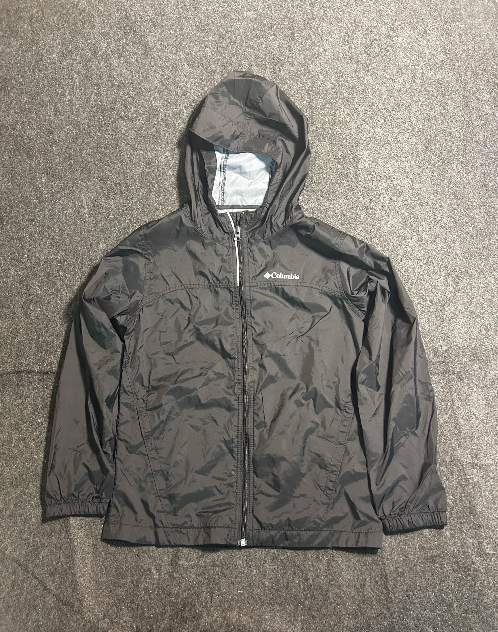 Columbia thrift windbreaker jacket India