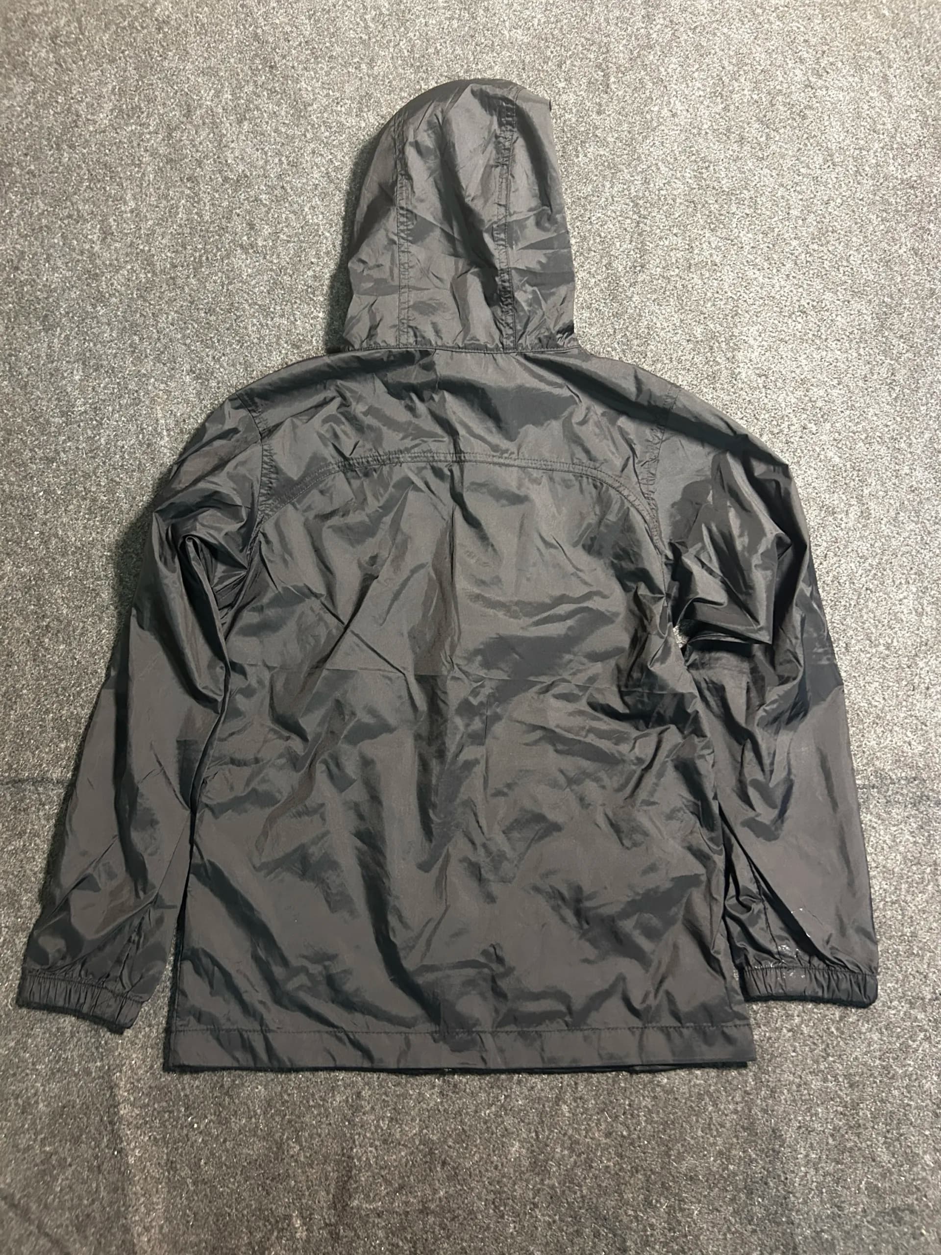Columbia thrift windbreaker jacket India back view