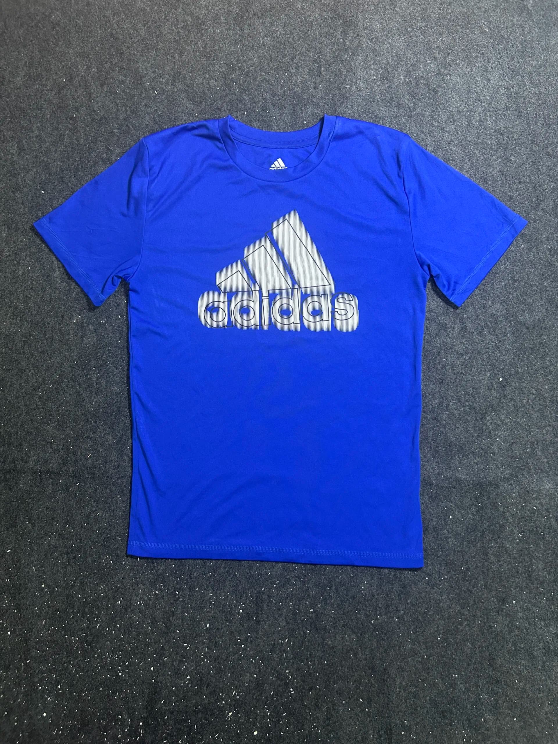 Adidas thrift t-shirt India