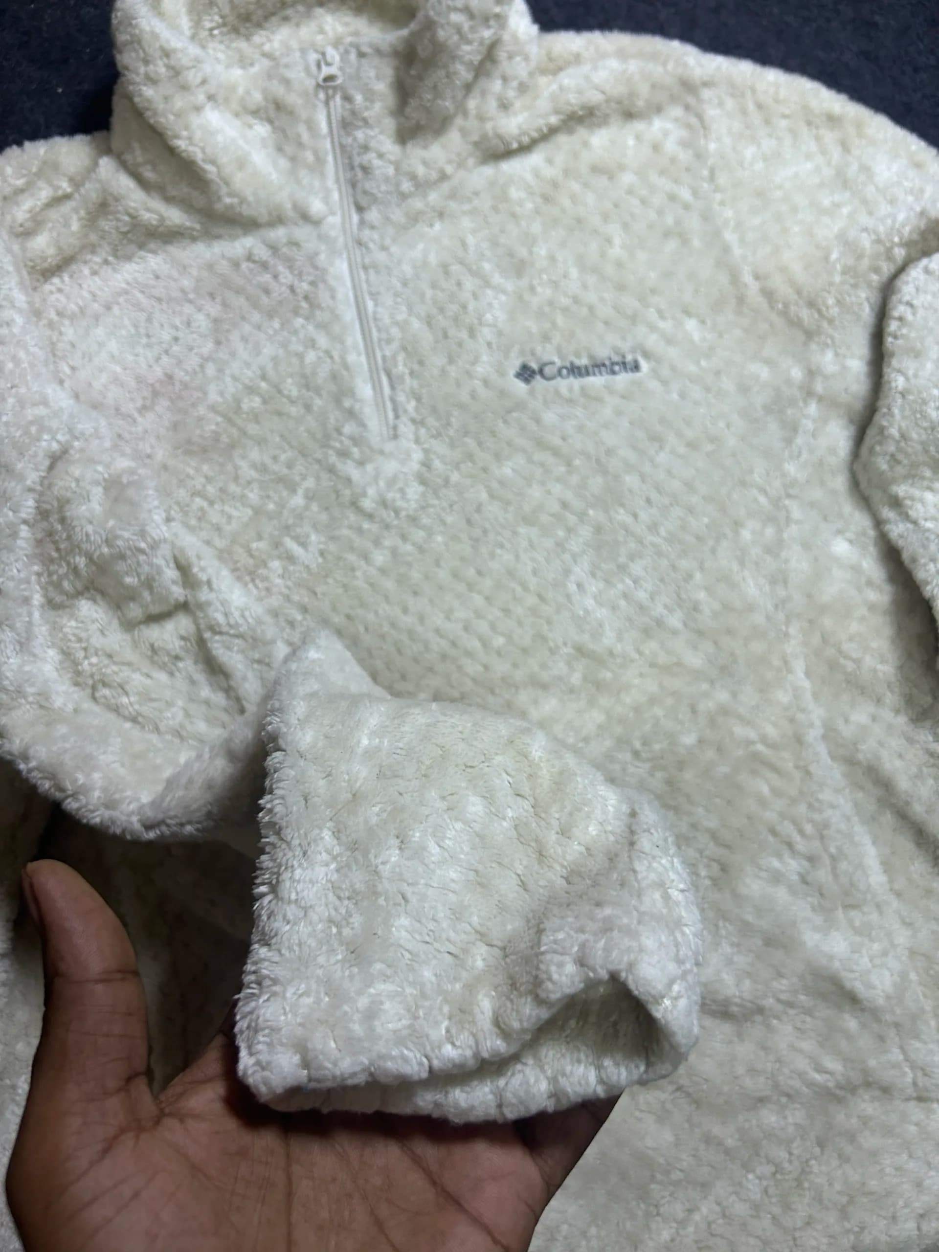 Columbia thrift fleece jacket India close-up