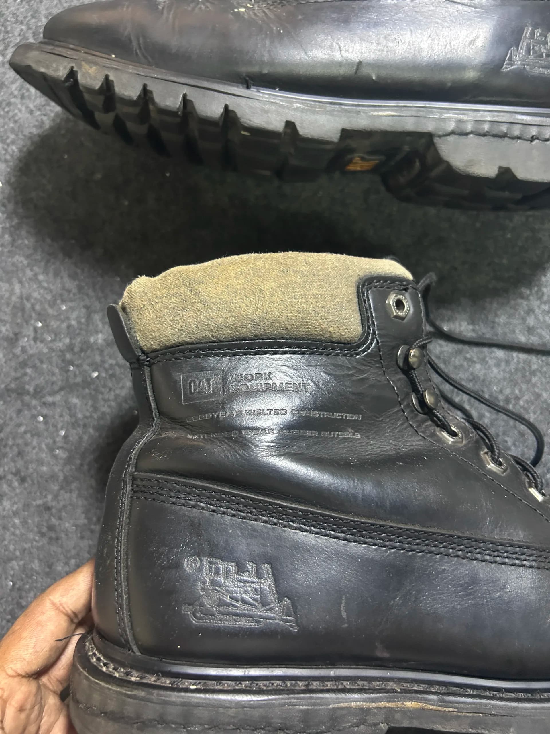 CAT Caterpillar Work Equipment Leather Boots Black | UK 8.5 EU 42.5 | Wide Width thrift clothing India back view