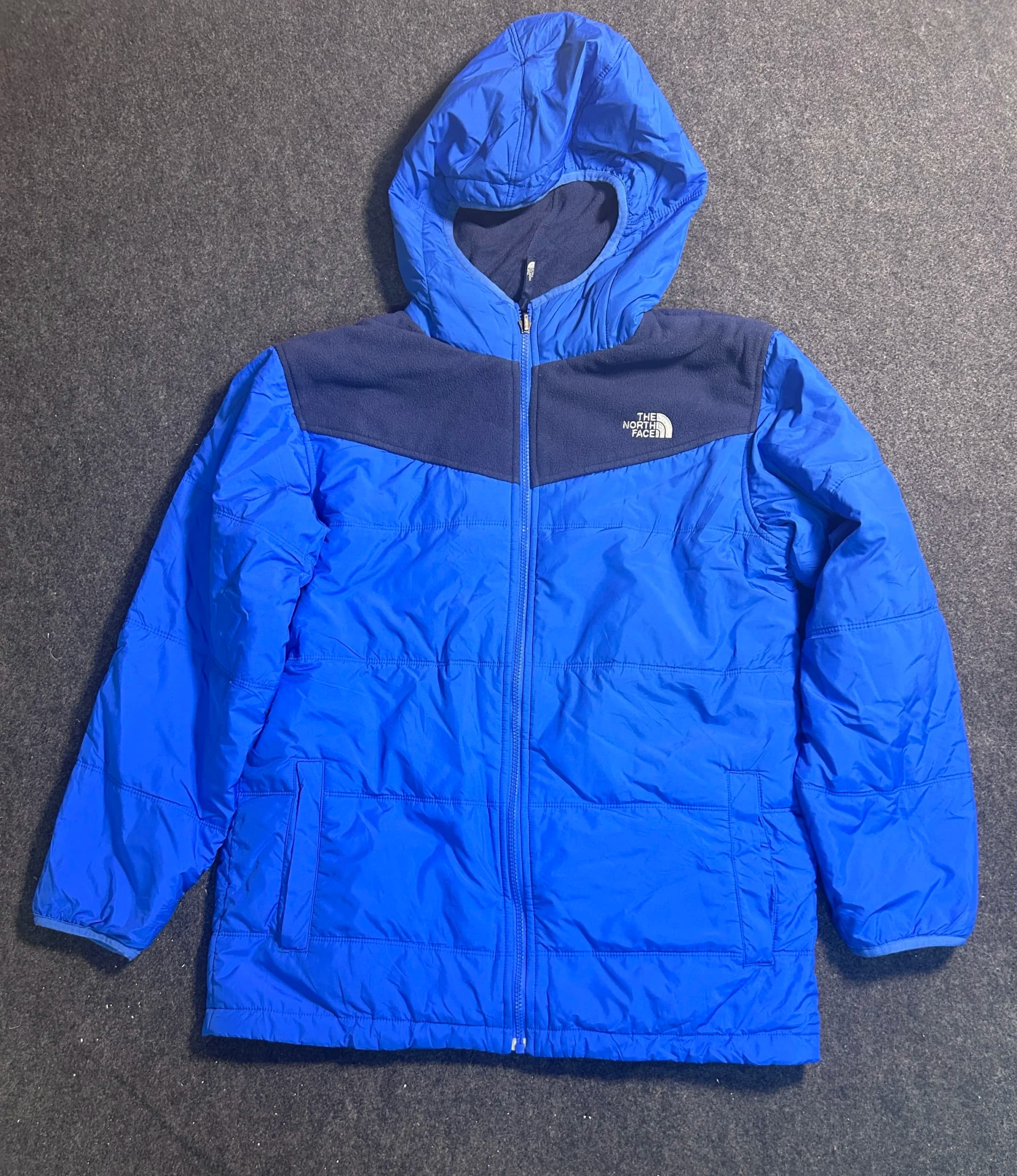 The North Face thrift jacket India detail view