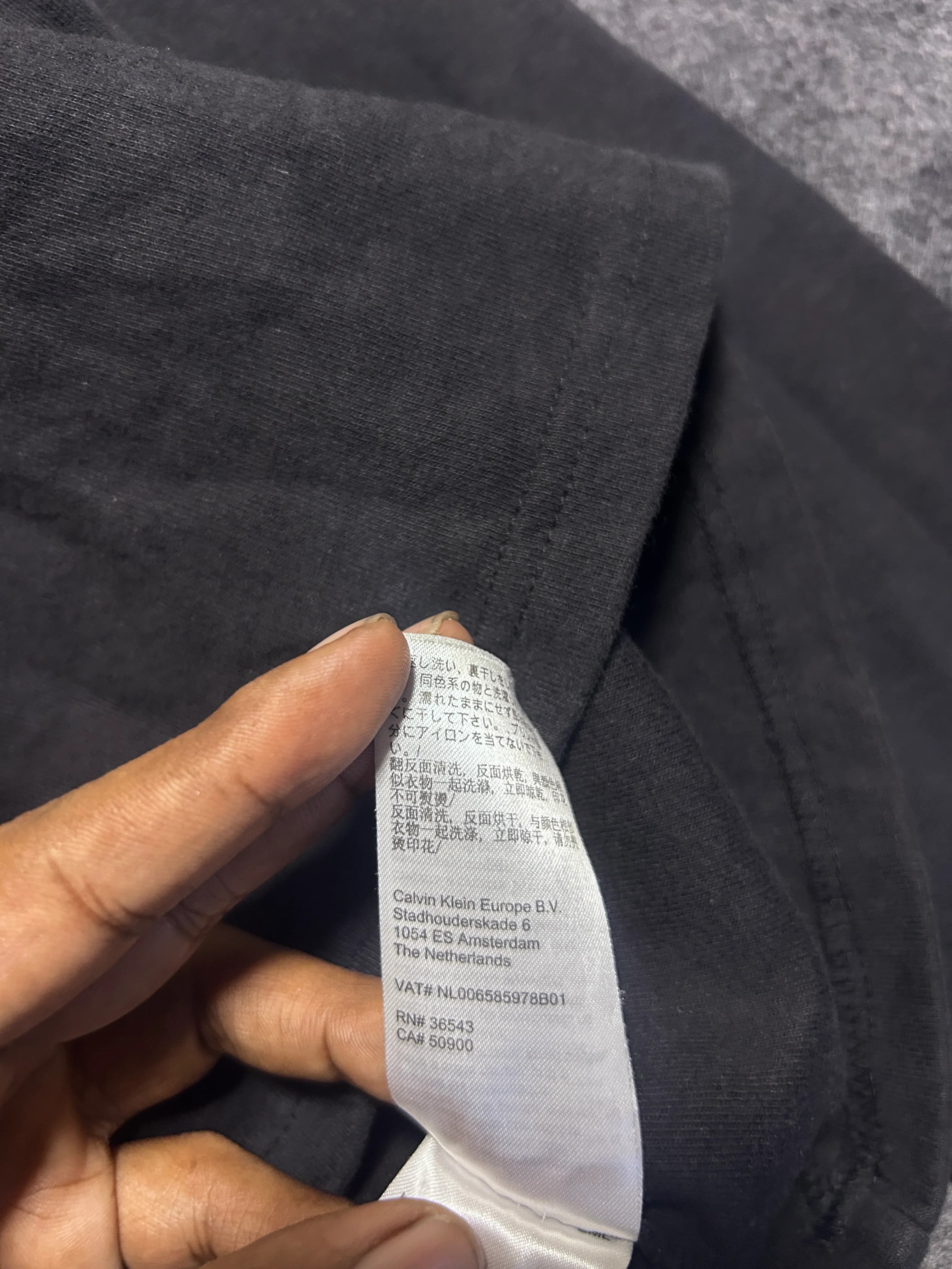 Calvin Klein Jeans Black Full Sleeve Sweatshirt – Graphic Logo Print | XL