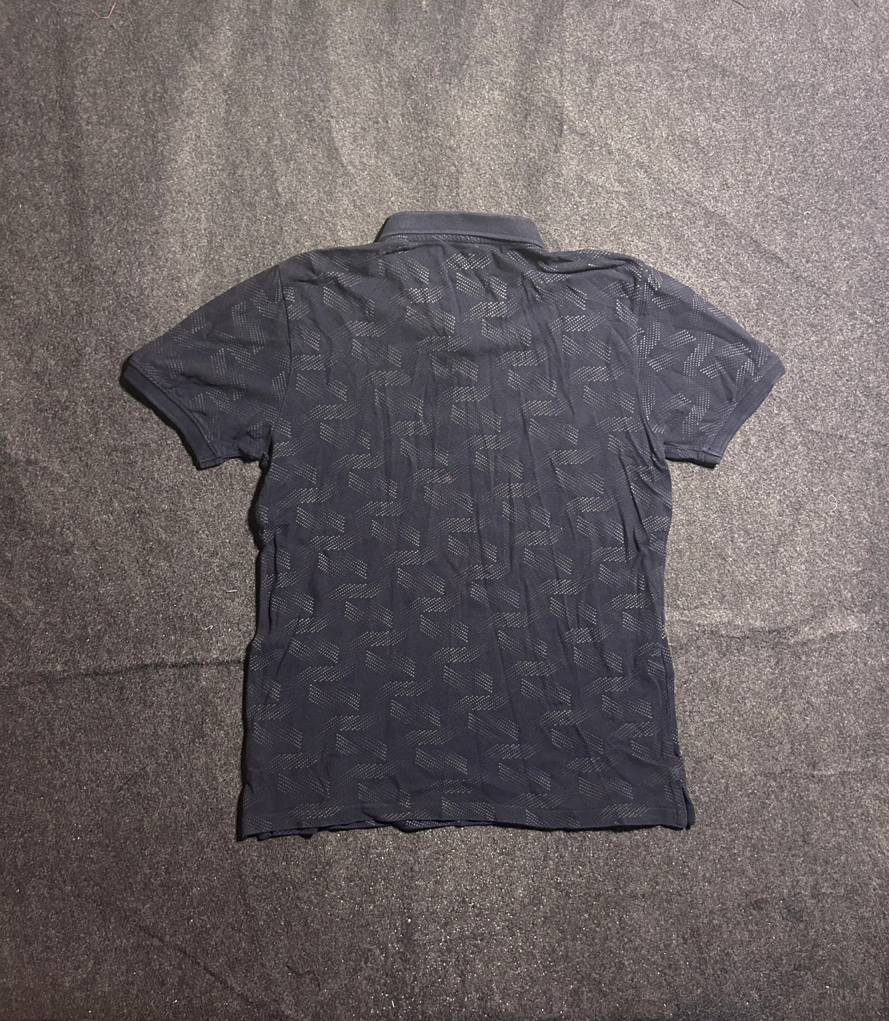 Branded thrift polo shirt India close-up