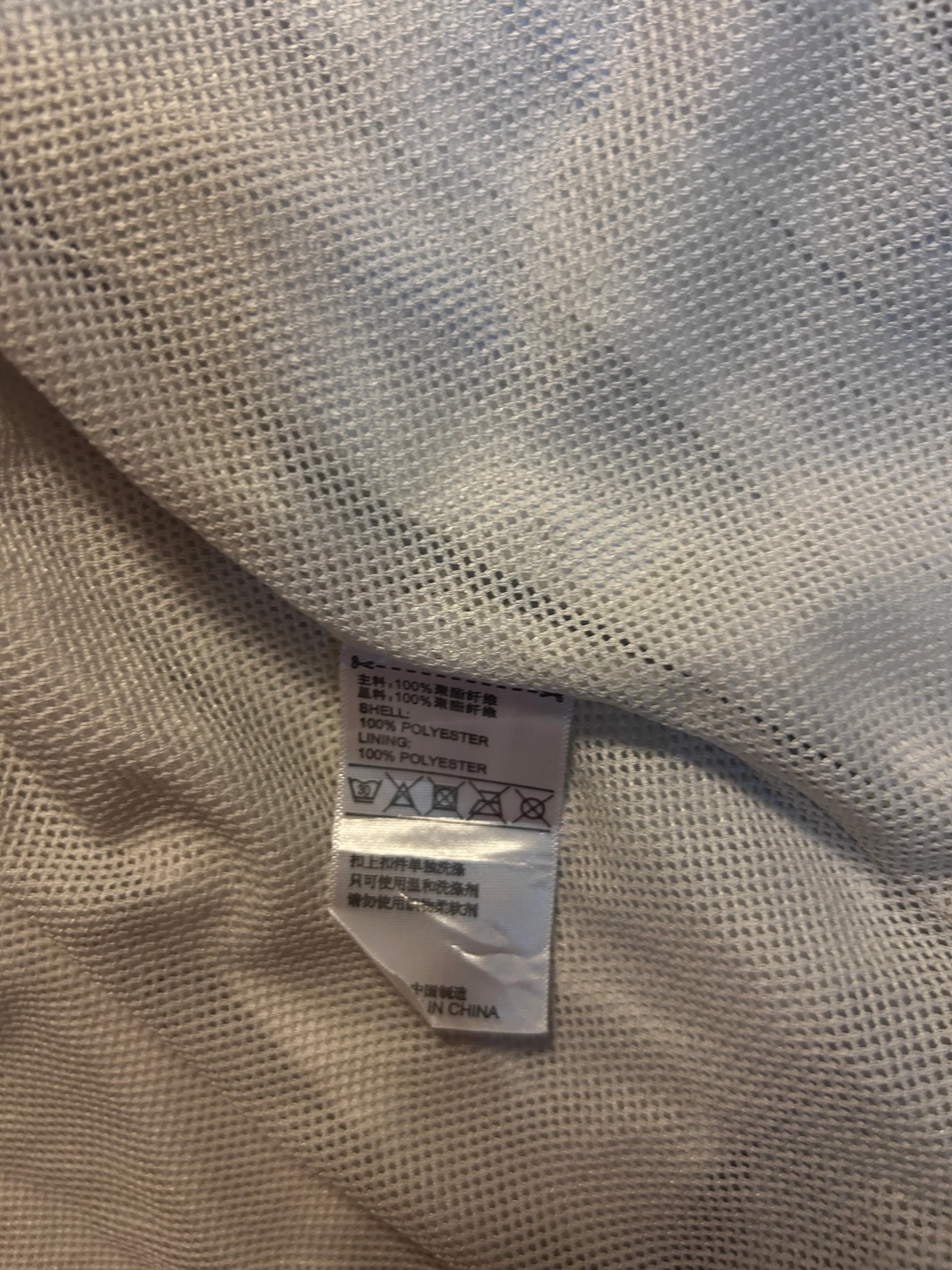 Nike thrift windbreaker jacket India detail view