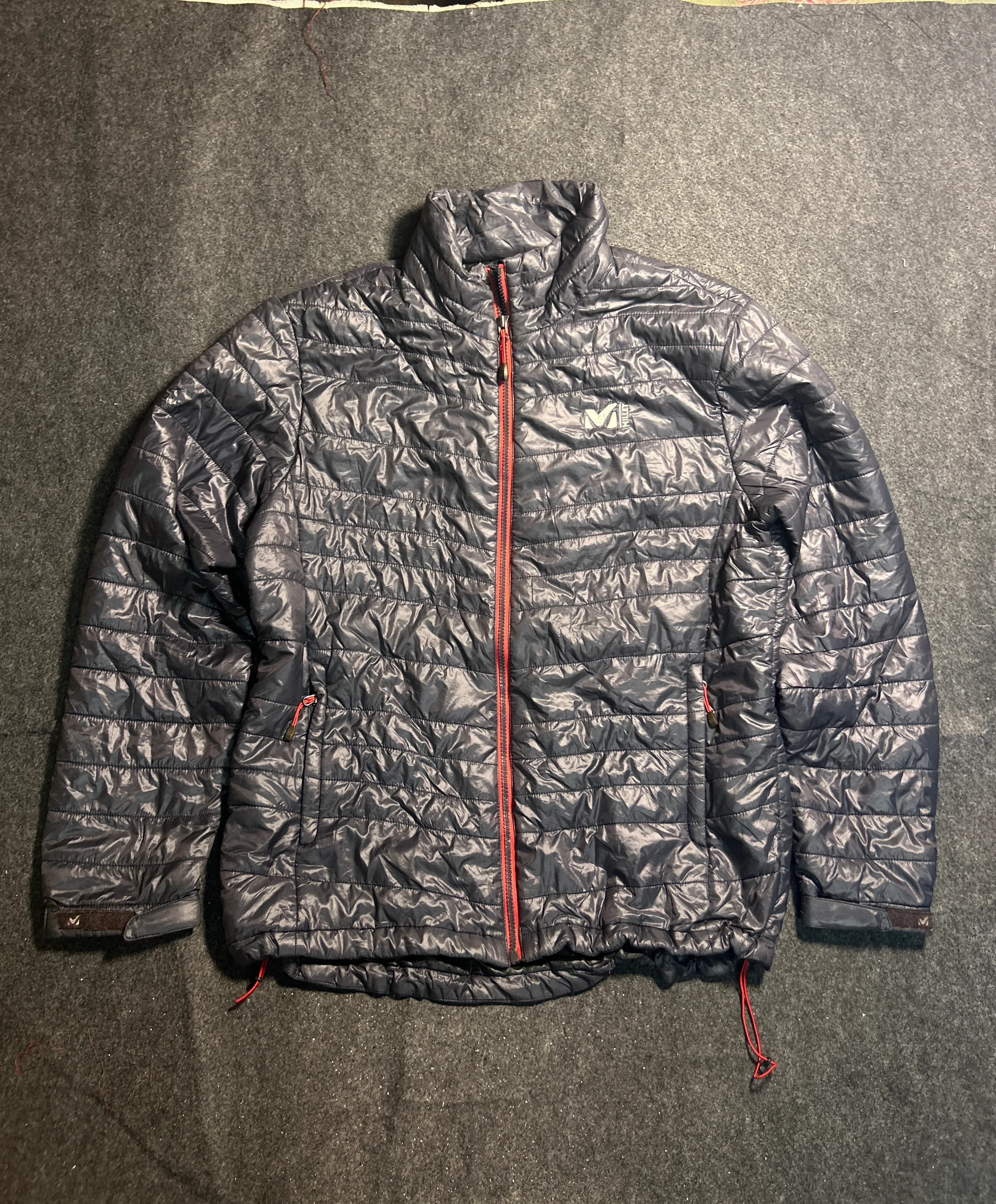 Branded thrift puffer jacket India