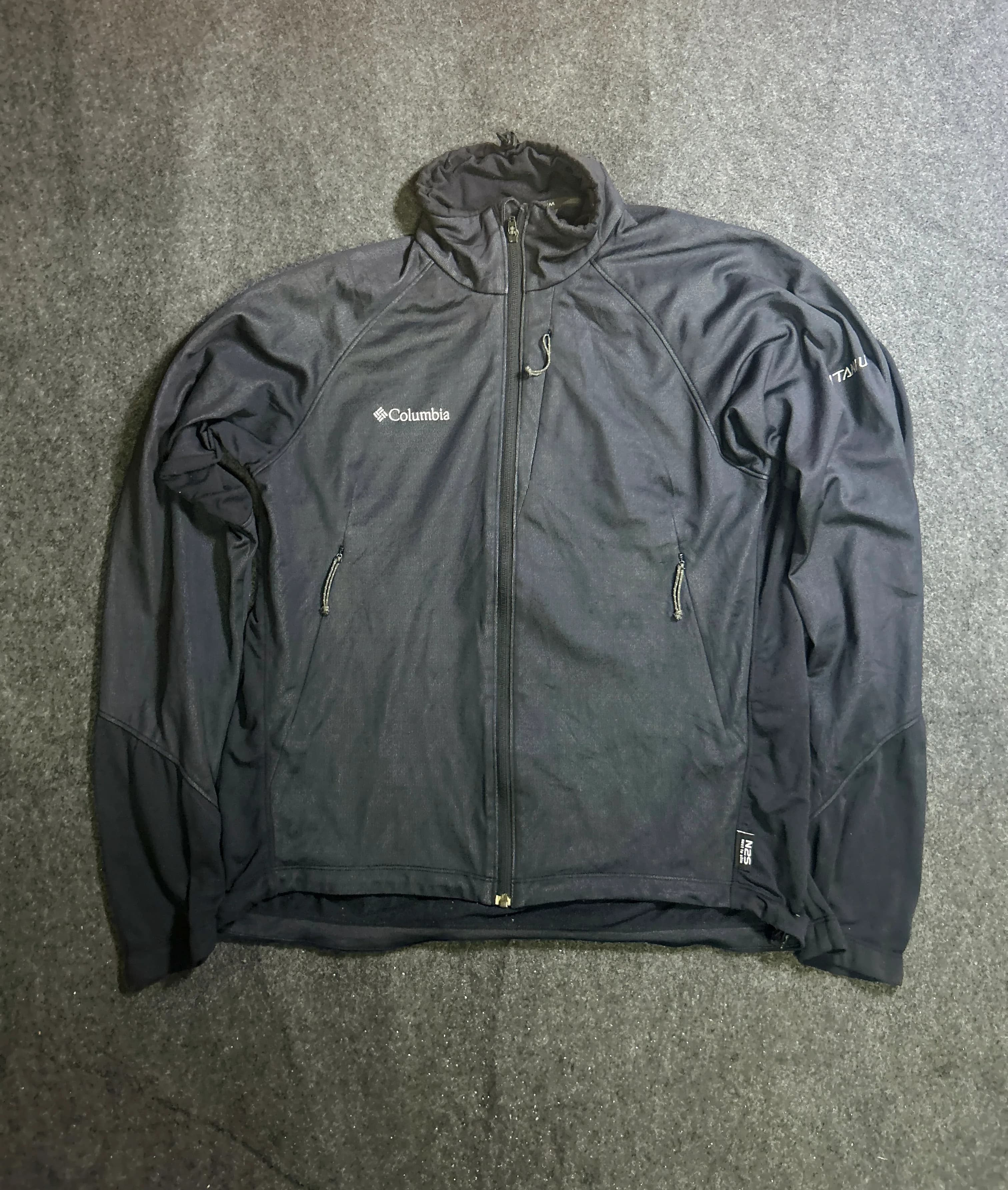 Columbia Windstopper thrift softshell jacket India