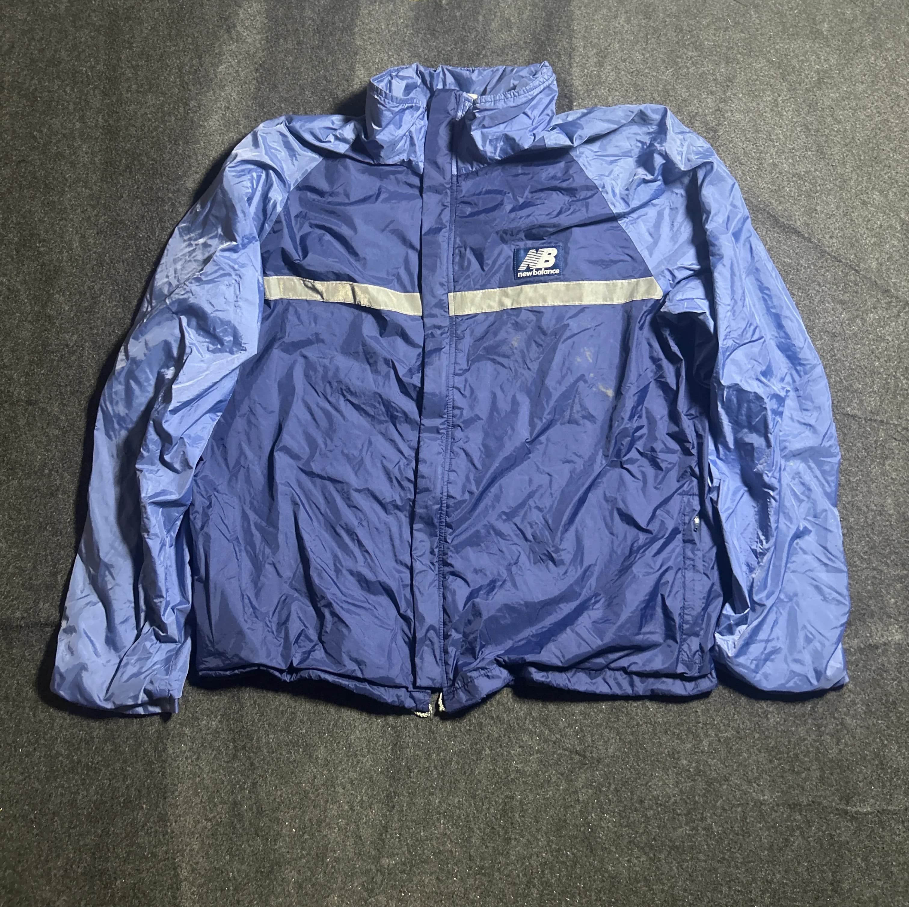 Vintage New Balance Blue Windbreaker Jacket with Reflective Stripe – Men’s XL