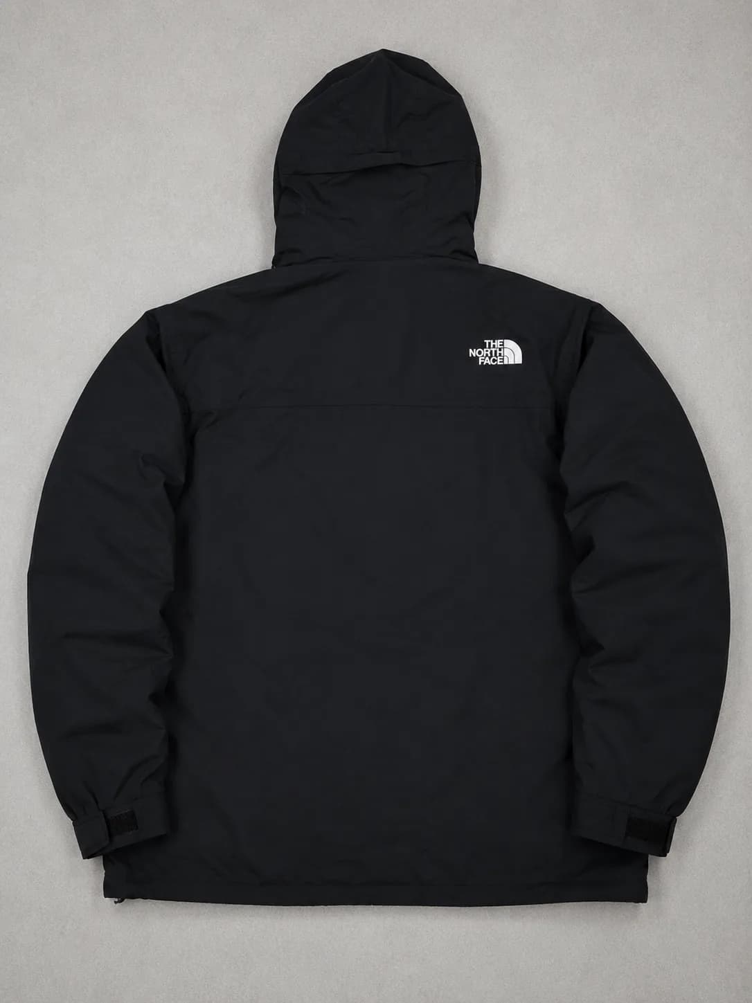 The North Face thrift windbreaker jacket India back view