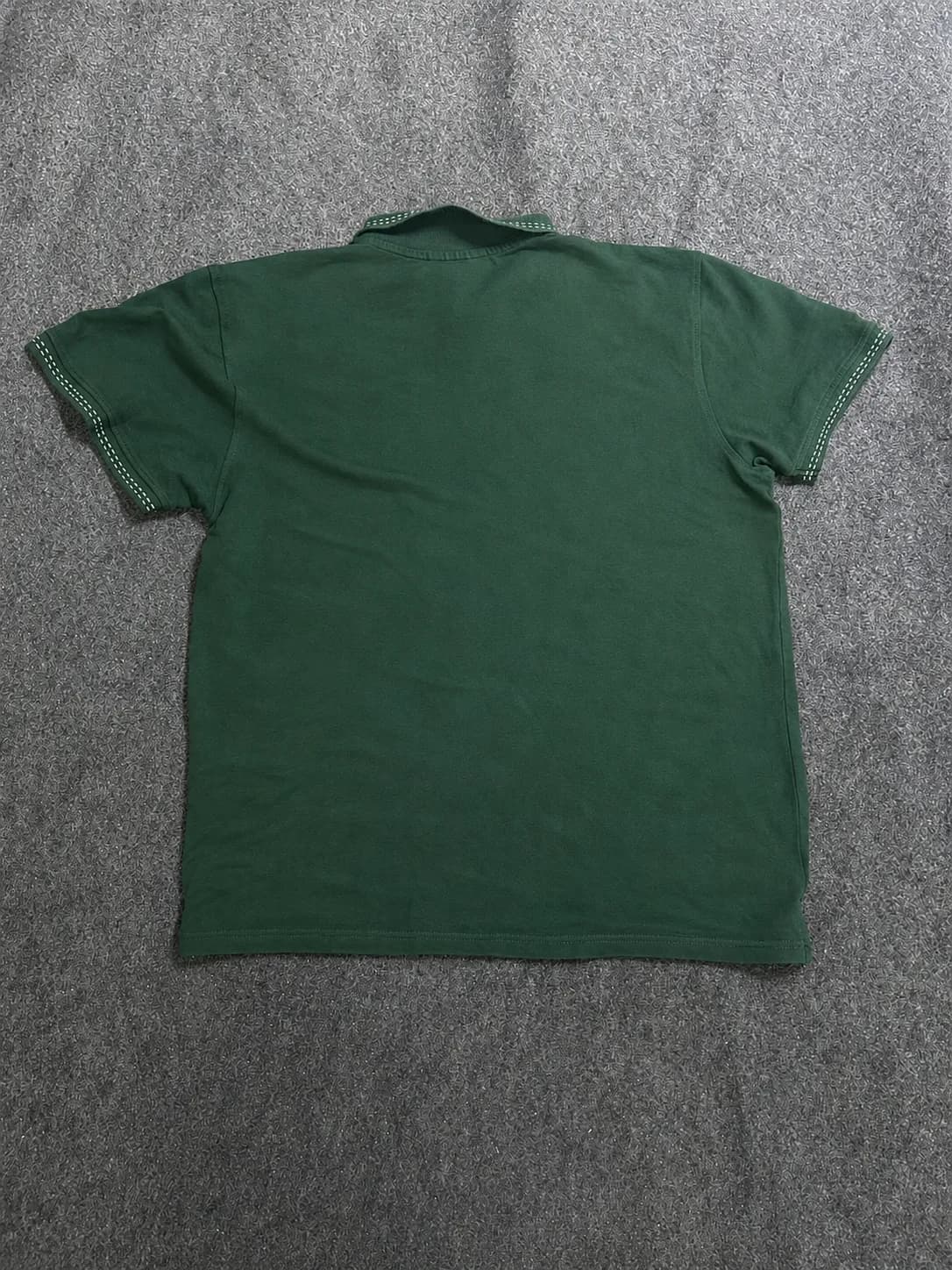 Branded thrift polo shirt India detail view
