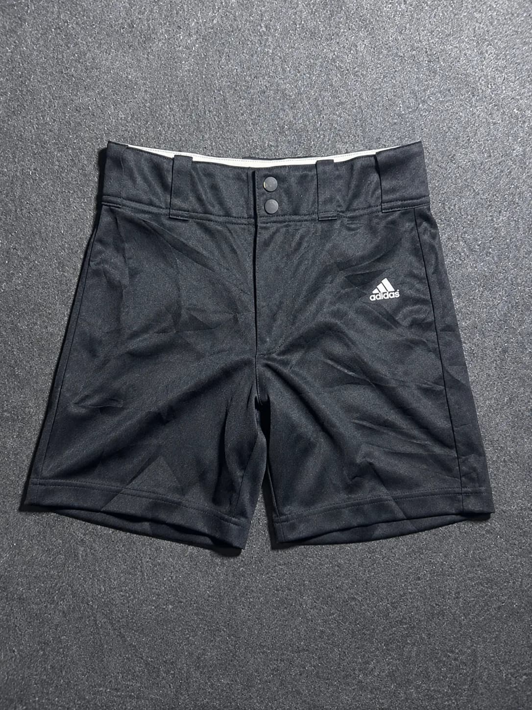 Adidas thrift shorts India