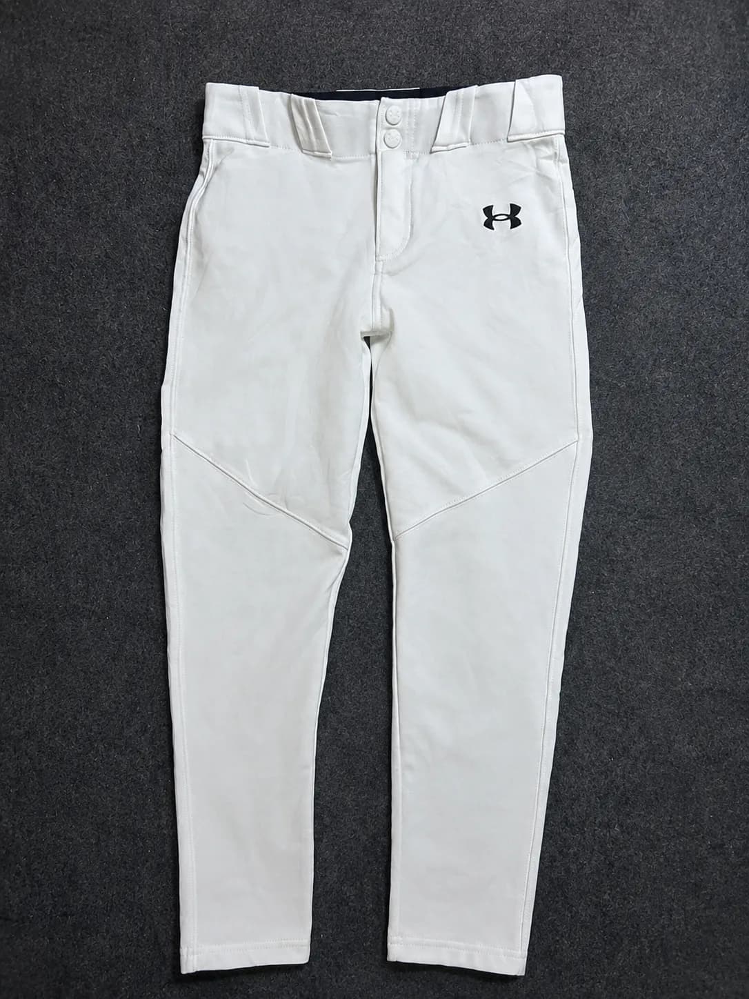 Under Armour thrift pants India