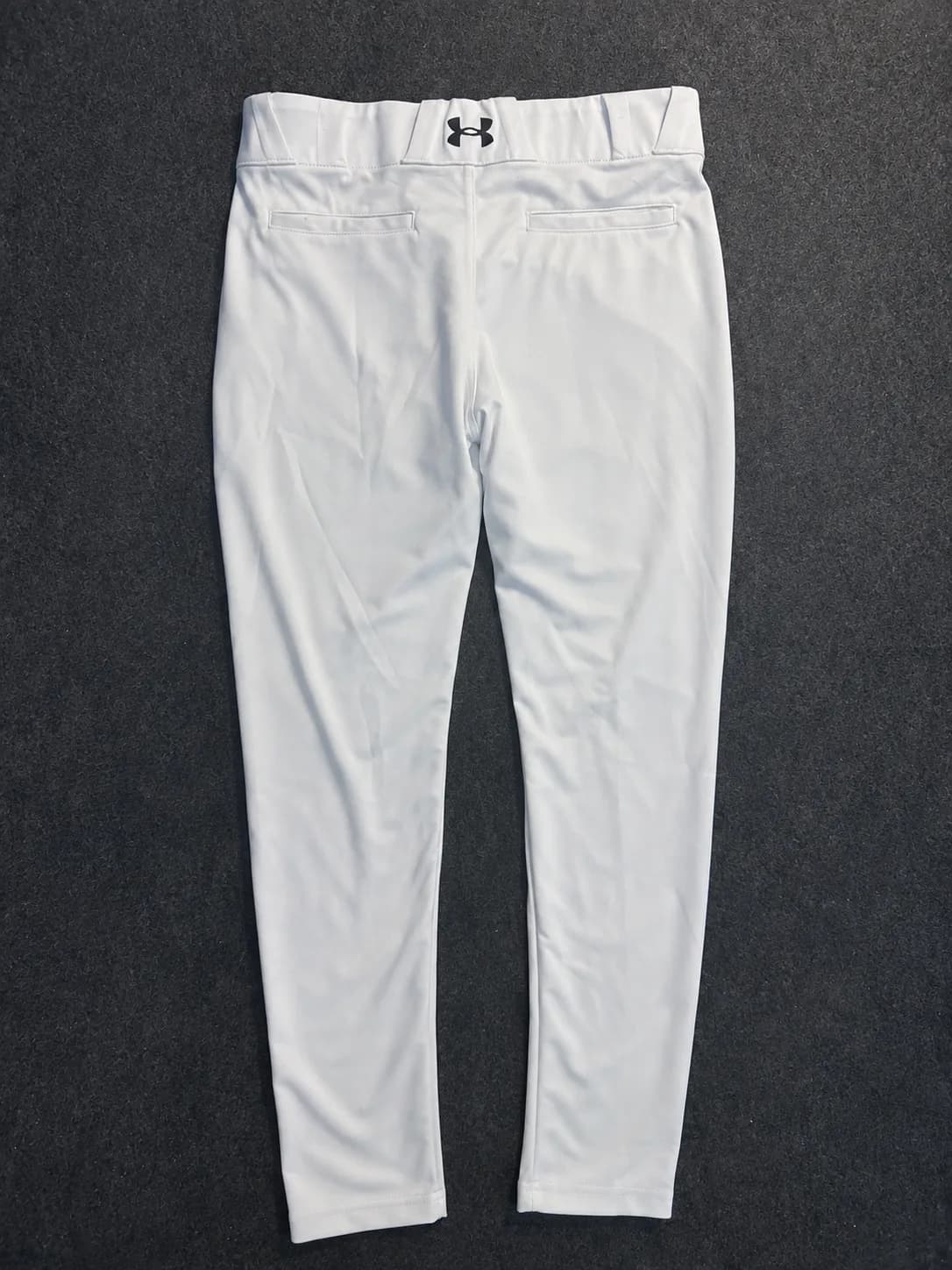 Under Armour thrift pants India back view