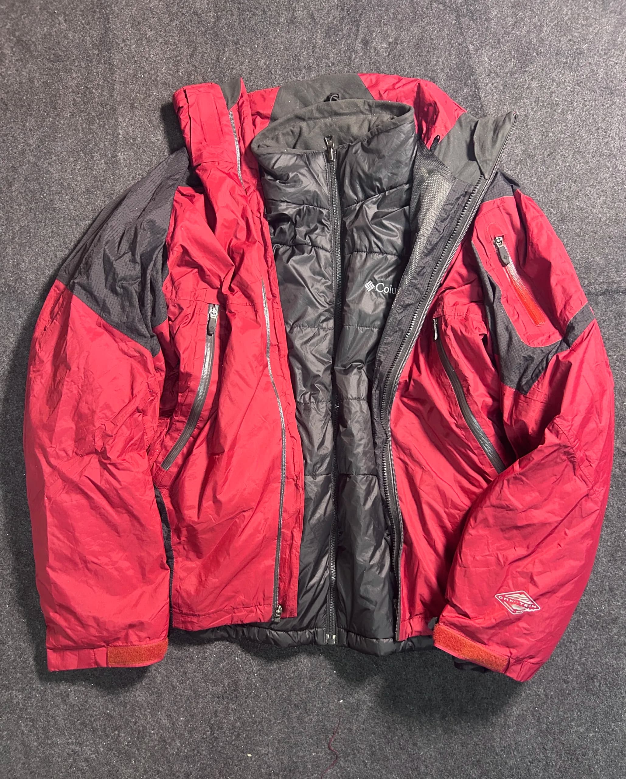 Columbia Omni-Tech thrift puffer jacket India back view