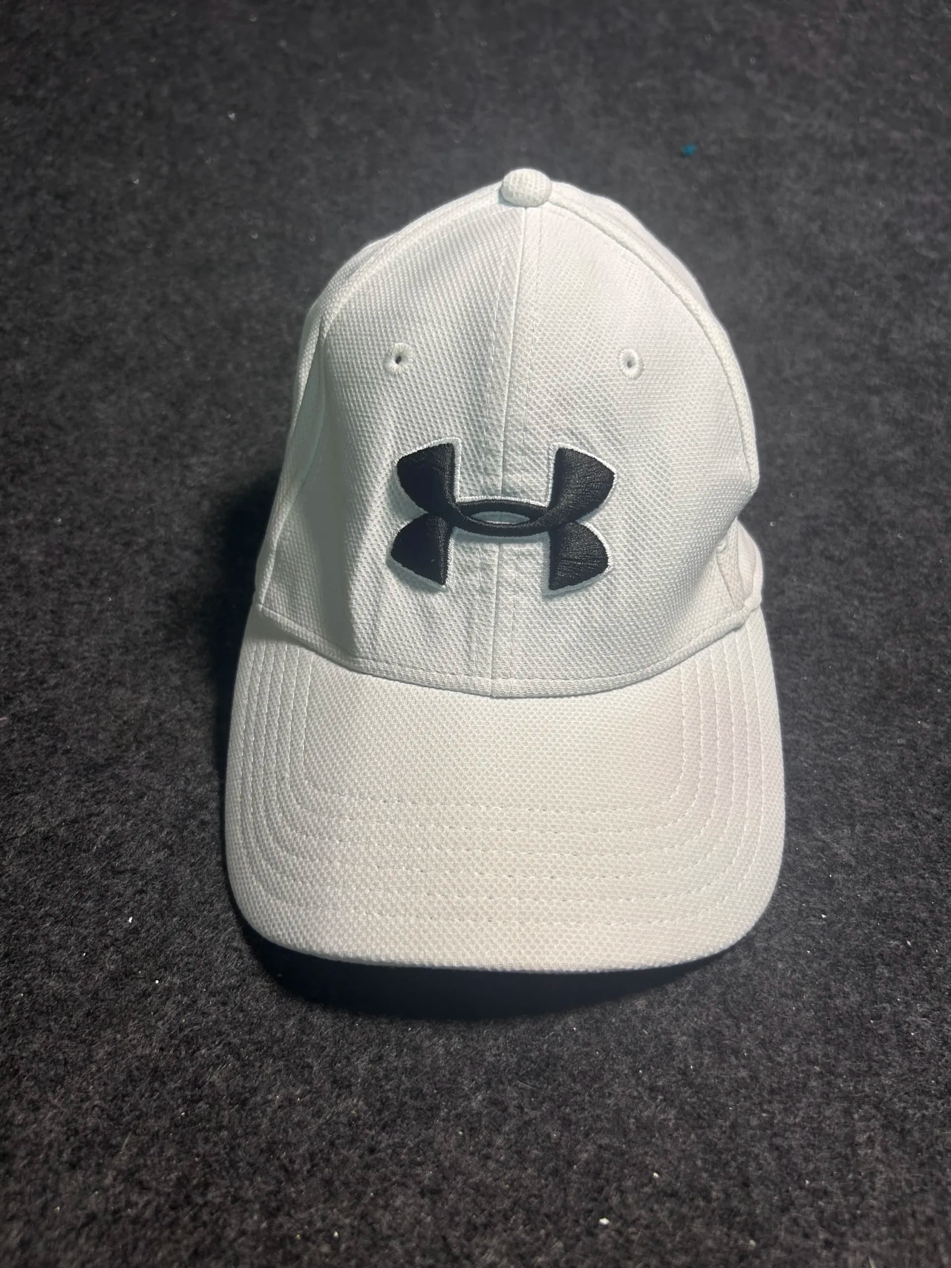 Under Armour thrift clothing India back view