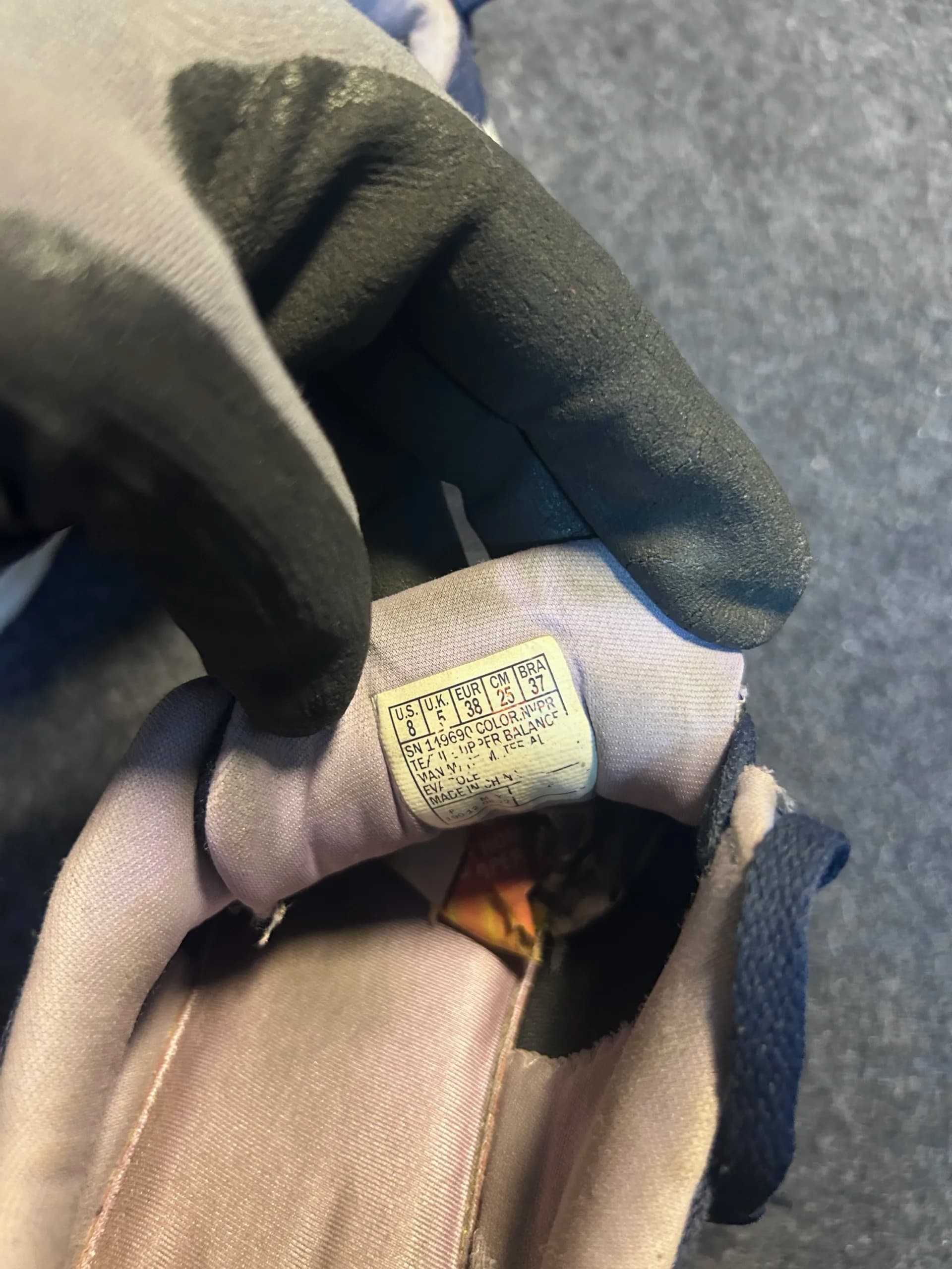 Branded thrift shoes India detail view