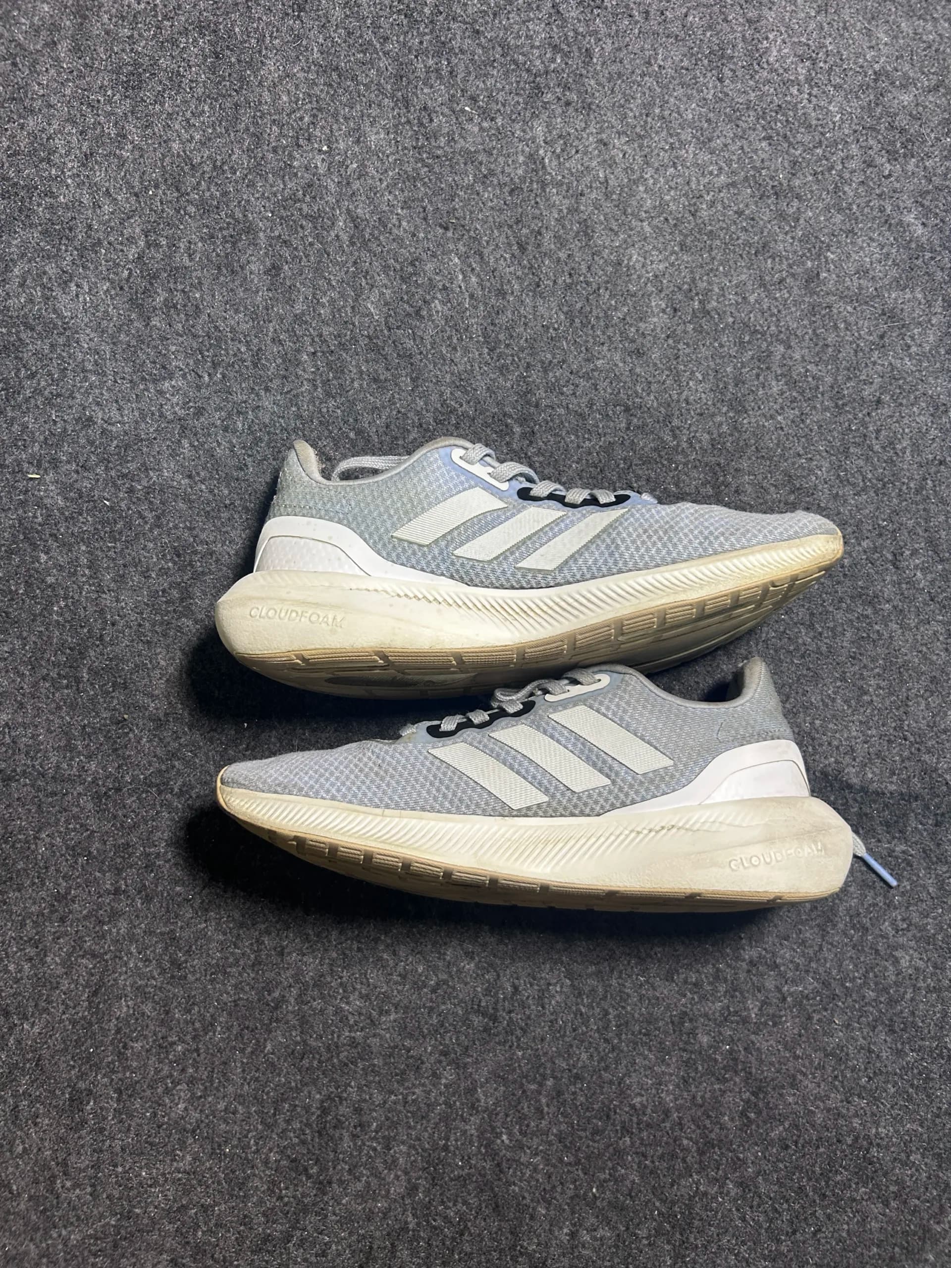 Adidas thrift running shoes India