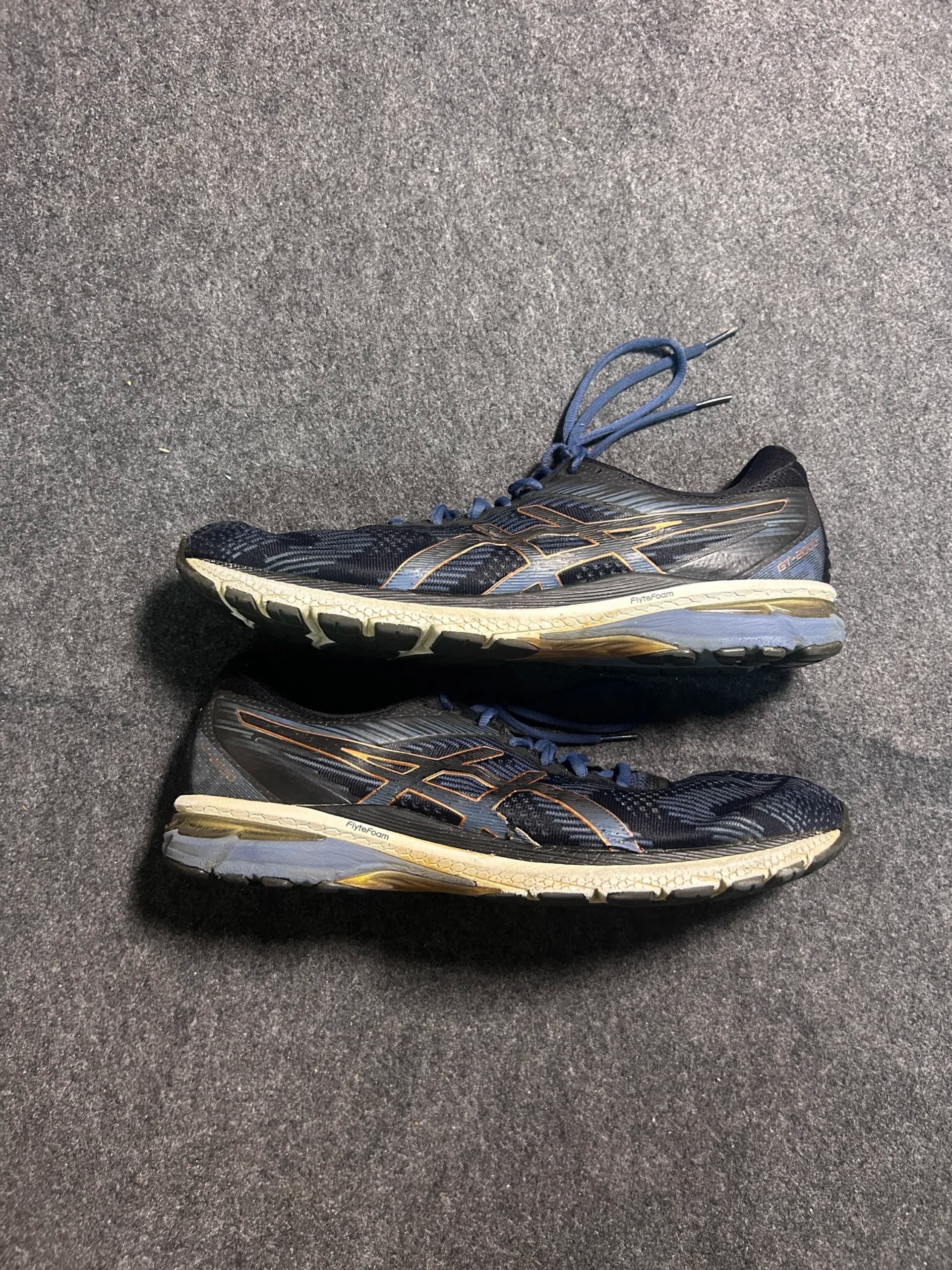 Branded thrift running shoes India