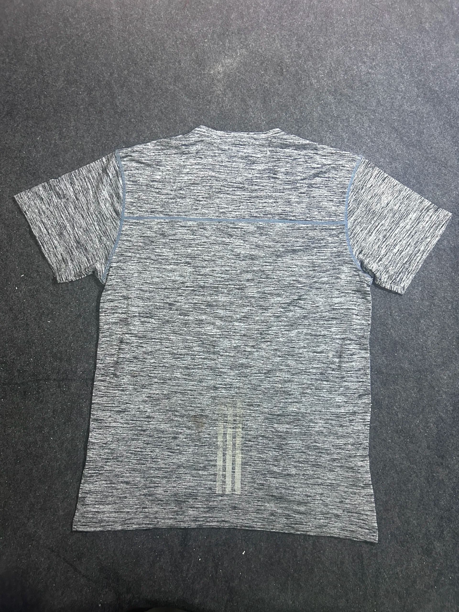 Adidas Climacool thrift t-shirt India detail view