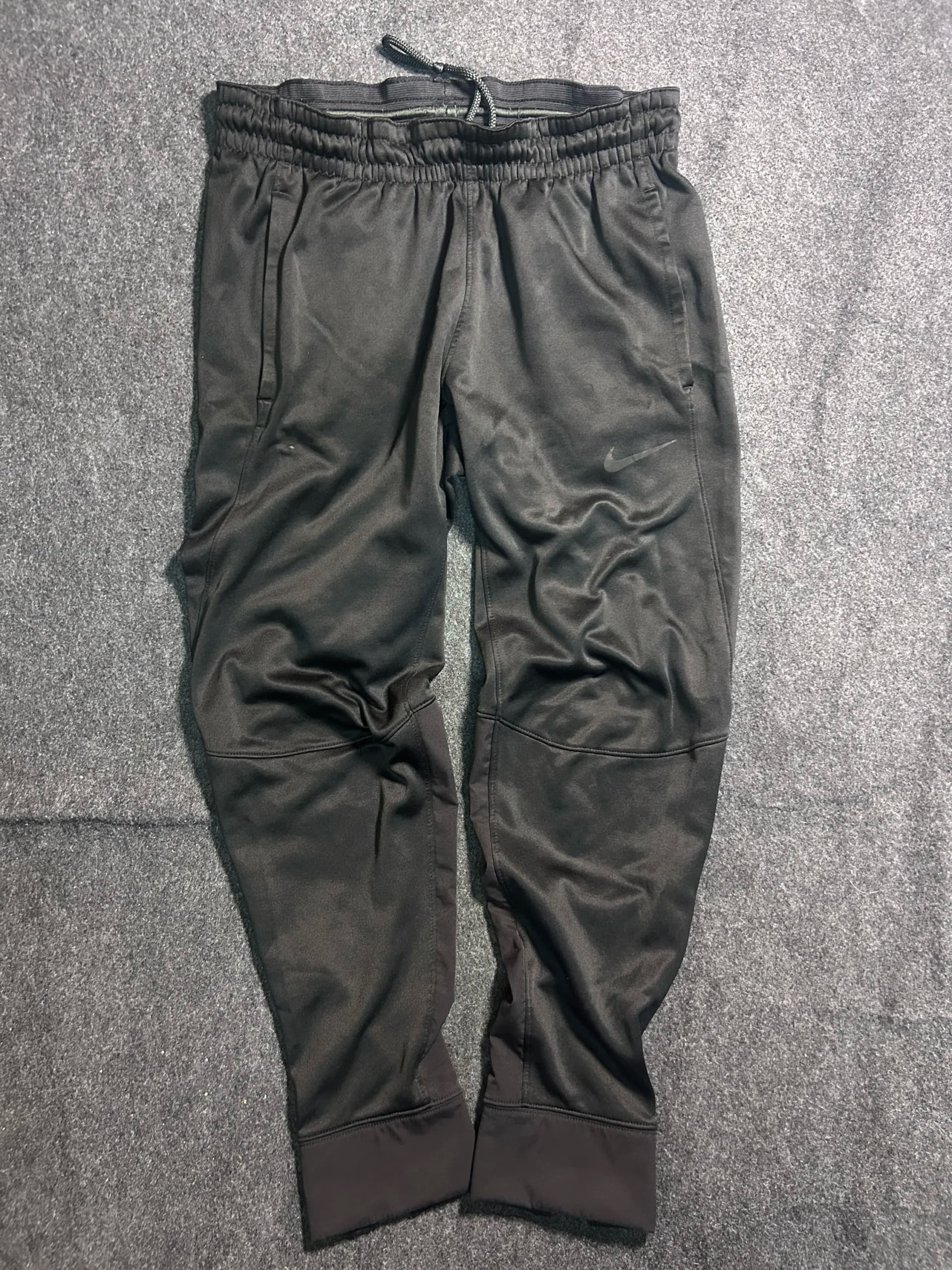 Nike Dri-FIT thrift track pants India