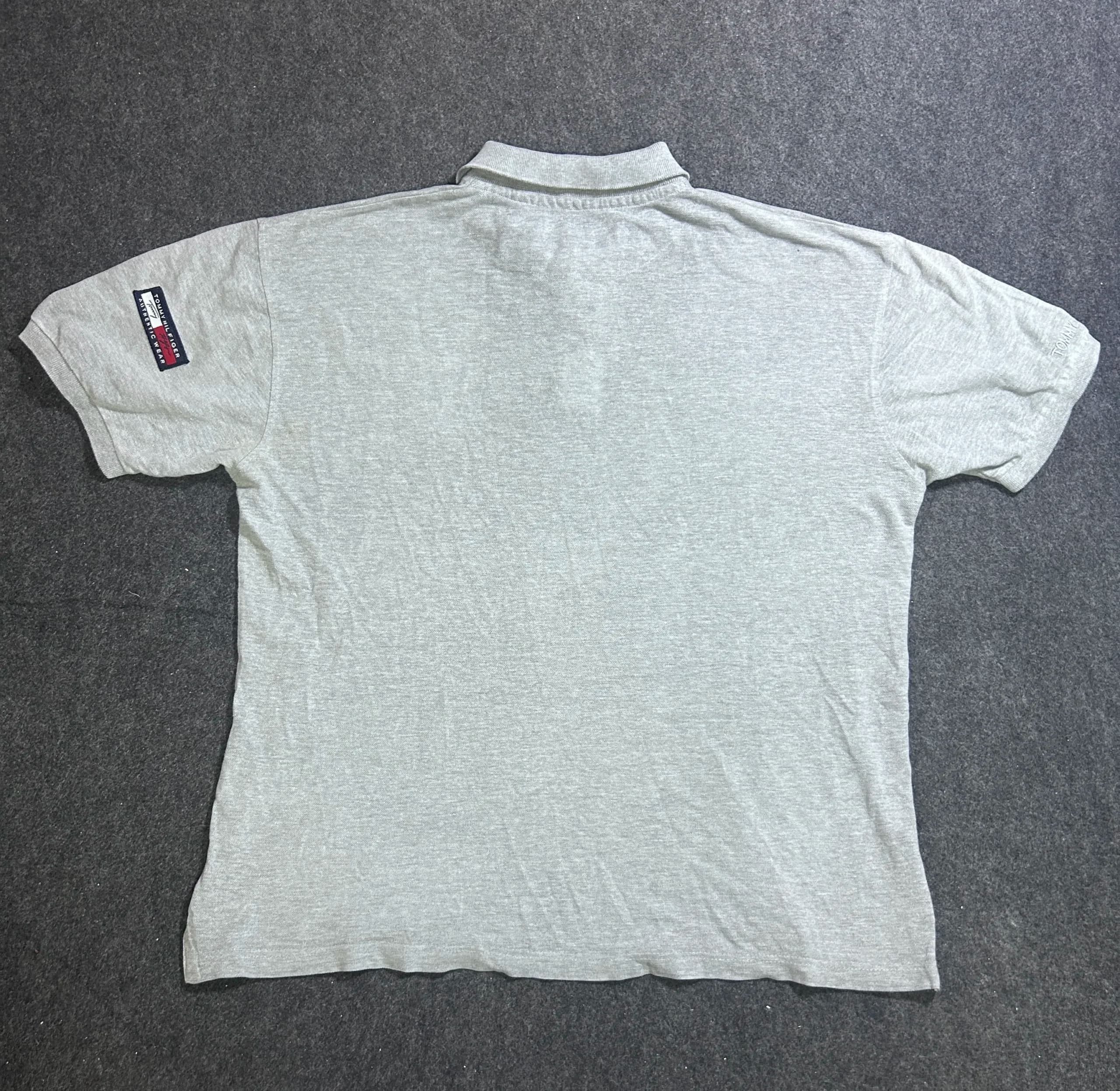 Tommy Hilfiger thrift polo shirt India detail view