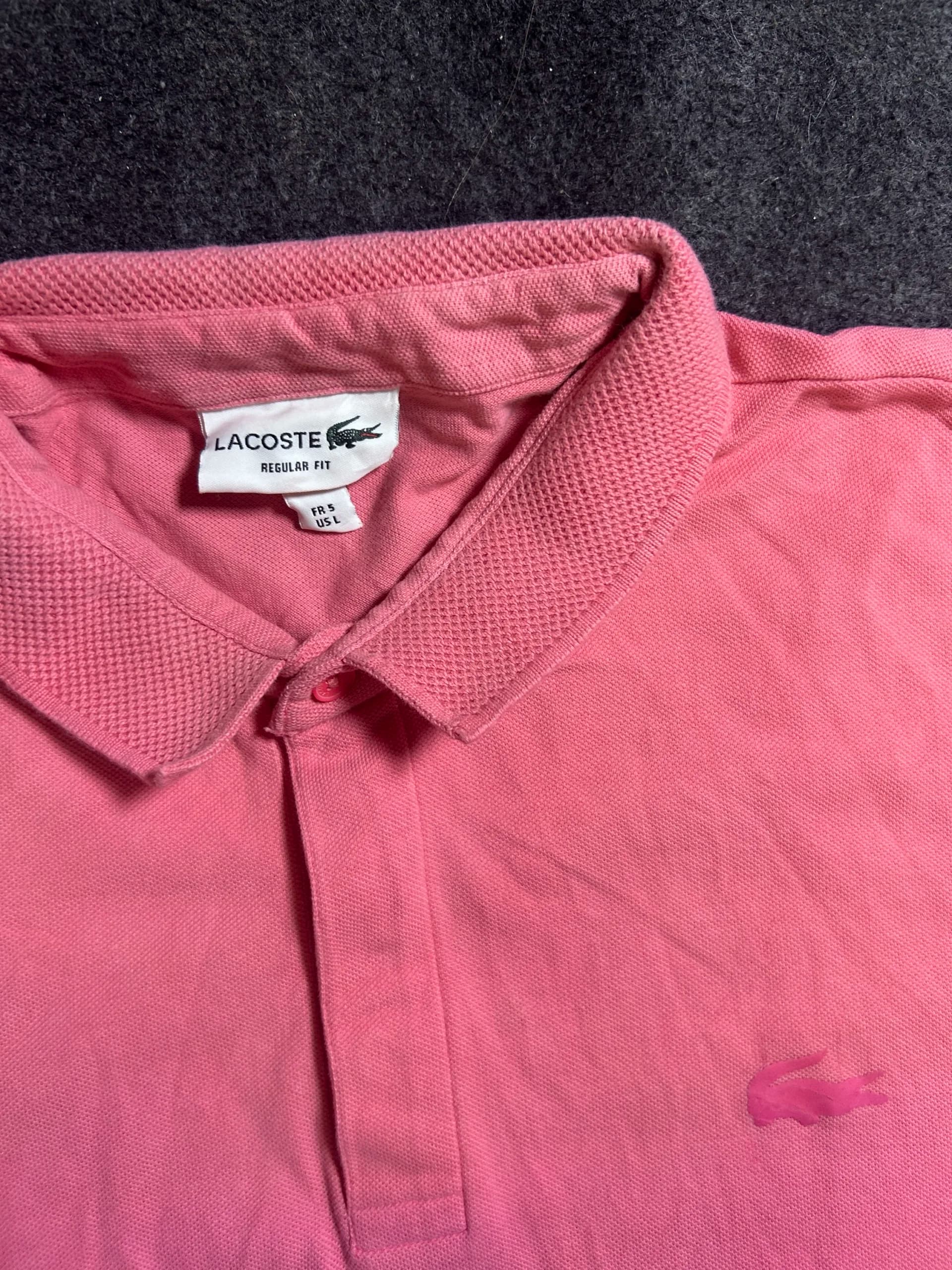 Lacoste thrift polo shirt India detail view