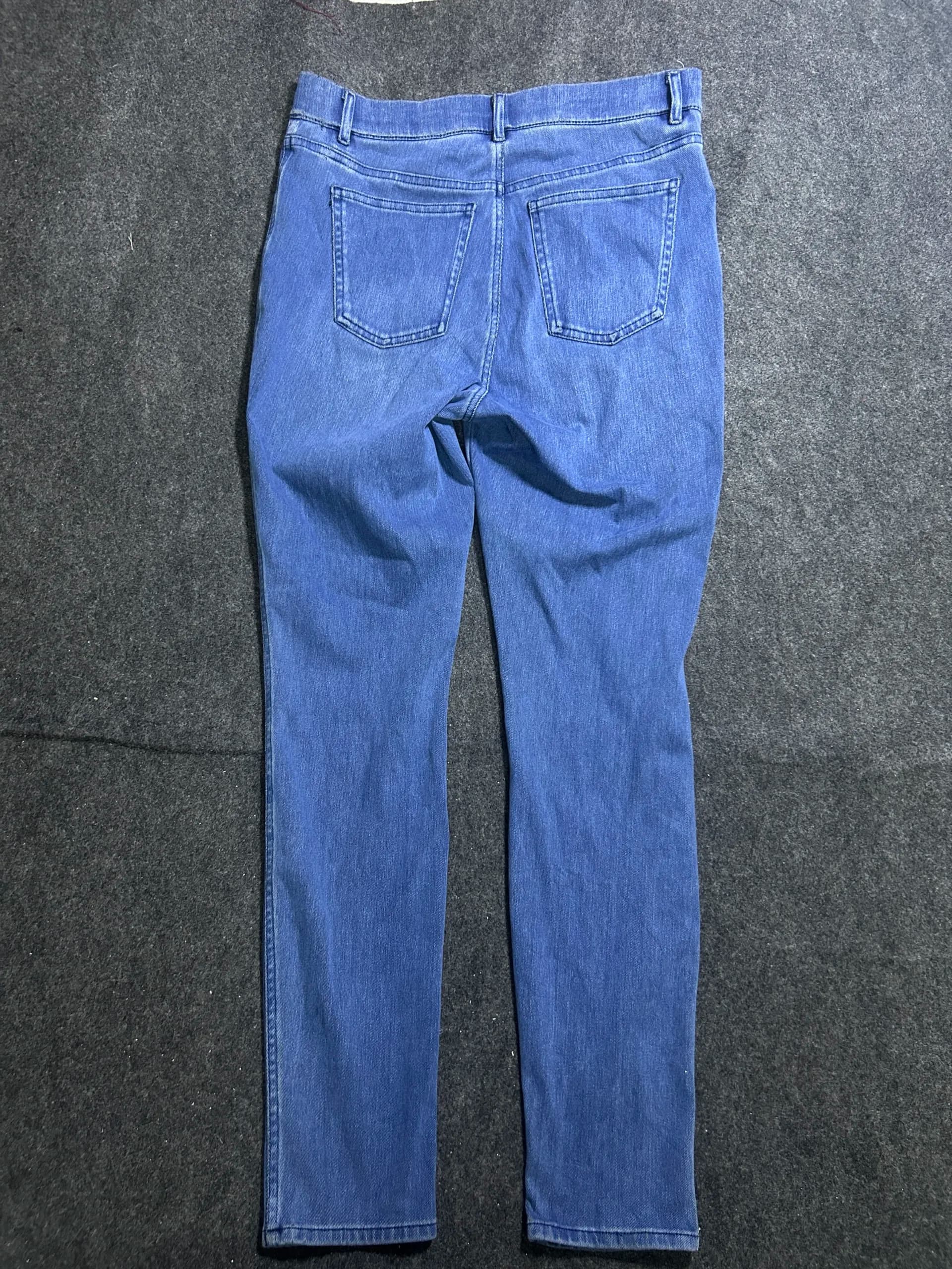 Uniqlo thrift jeans India back view