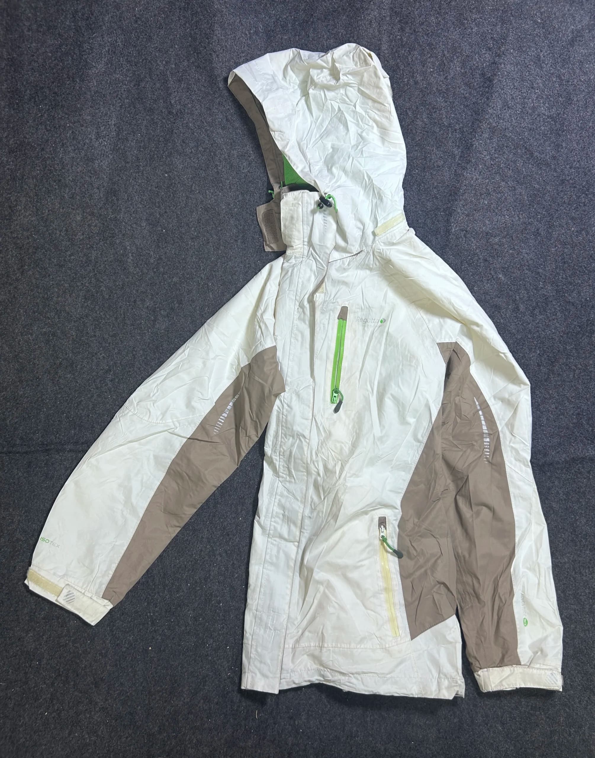 Branded thrift waterproof jacket India