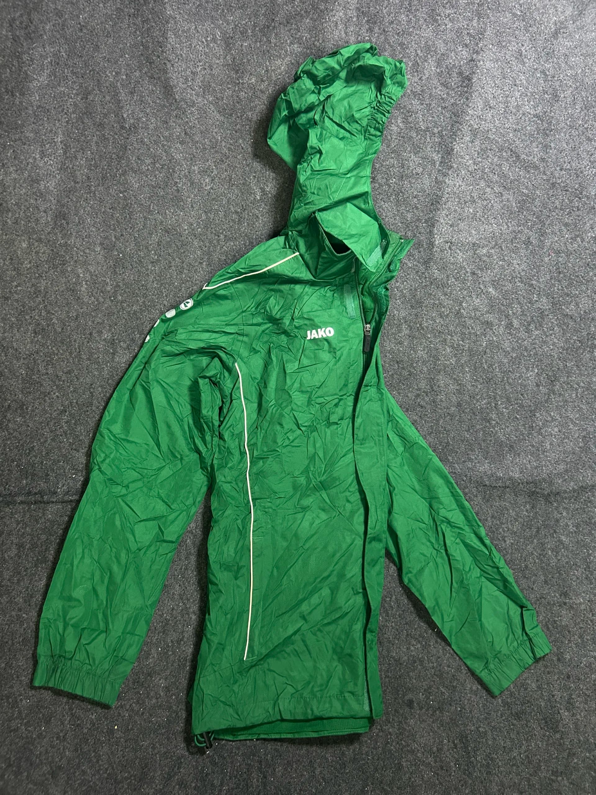Branded thrift windbreaker jacket India
