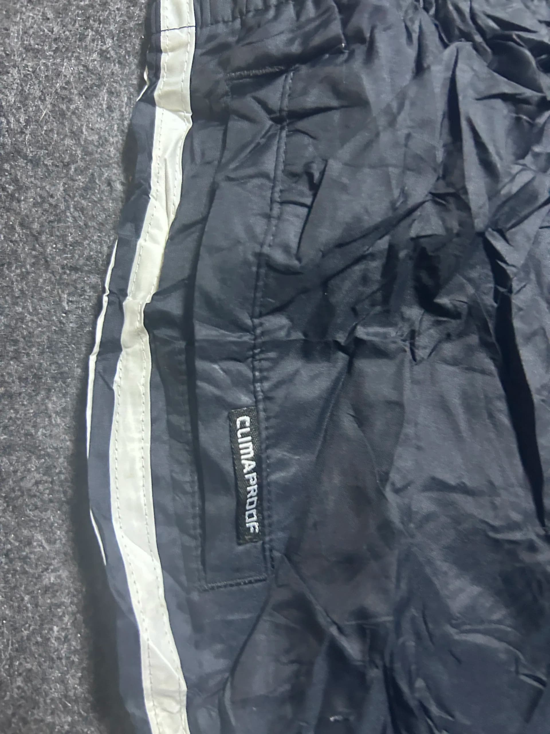 Adidas thrift shorts India detail view