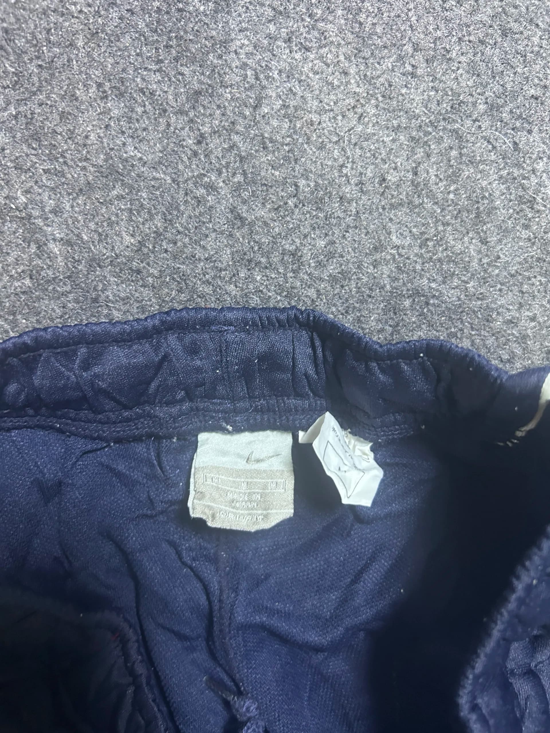 Nike Dri-FIT thrift shorts India detail view