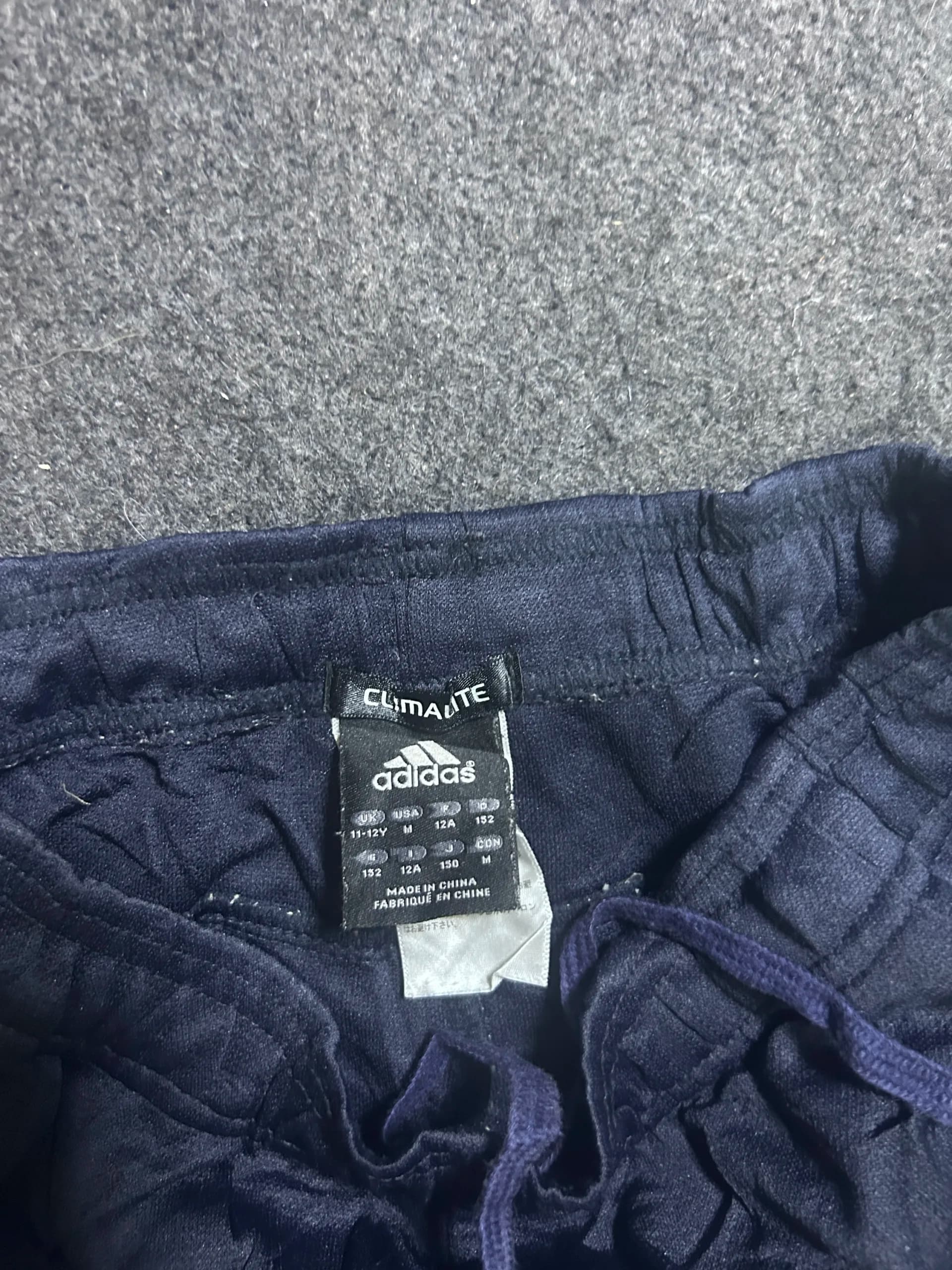 Adidas Climalite thrift shorts India detail view
