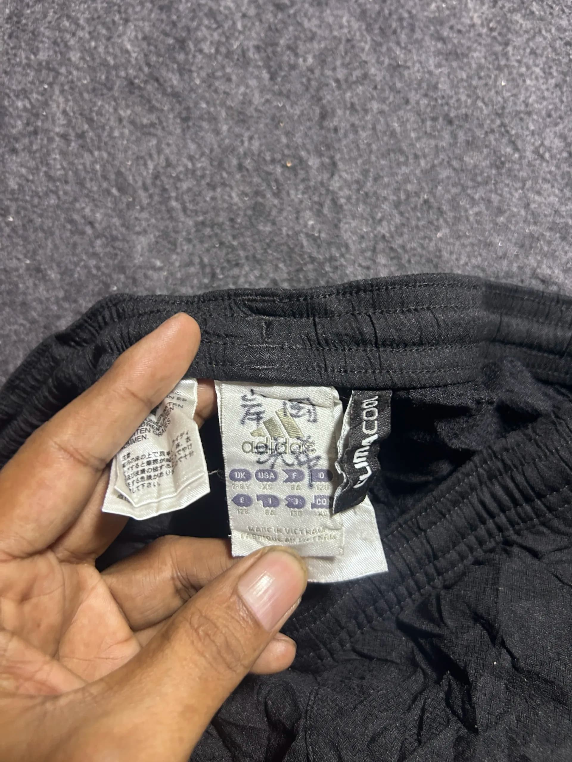 Adidas Climacool thrift shorts India close-up