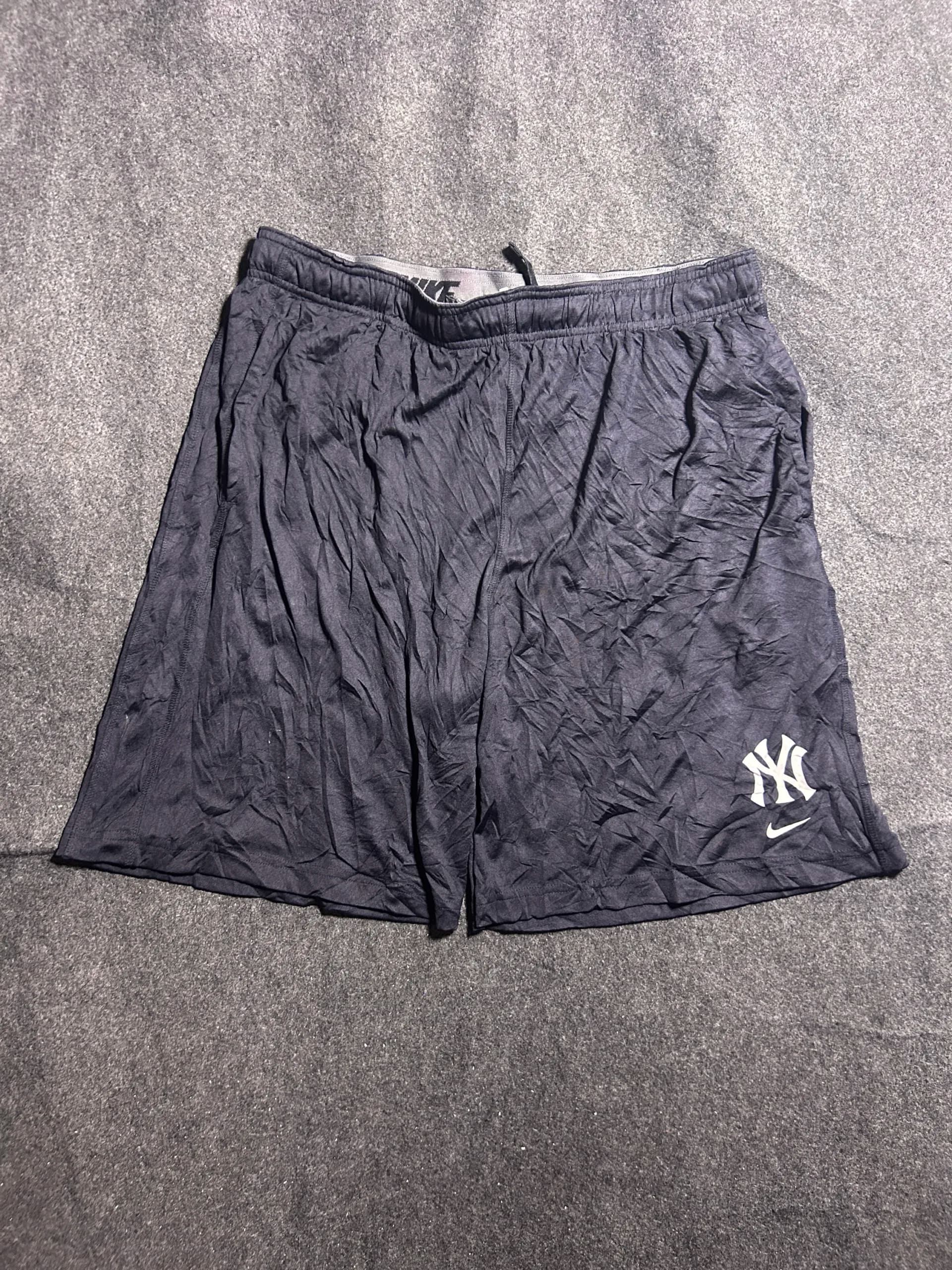 Nike Dri-FIT thrift shorts India detail view