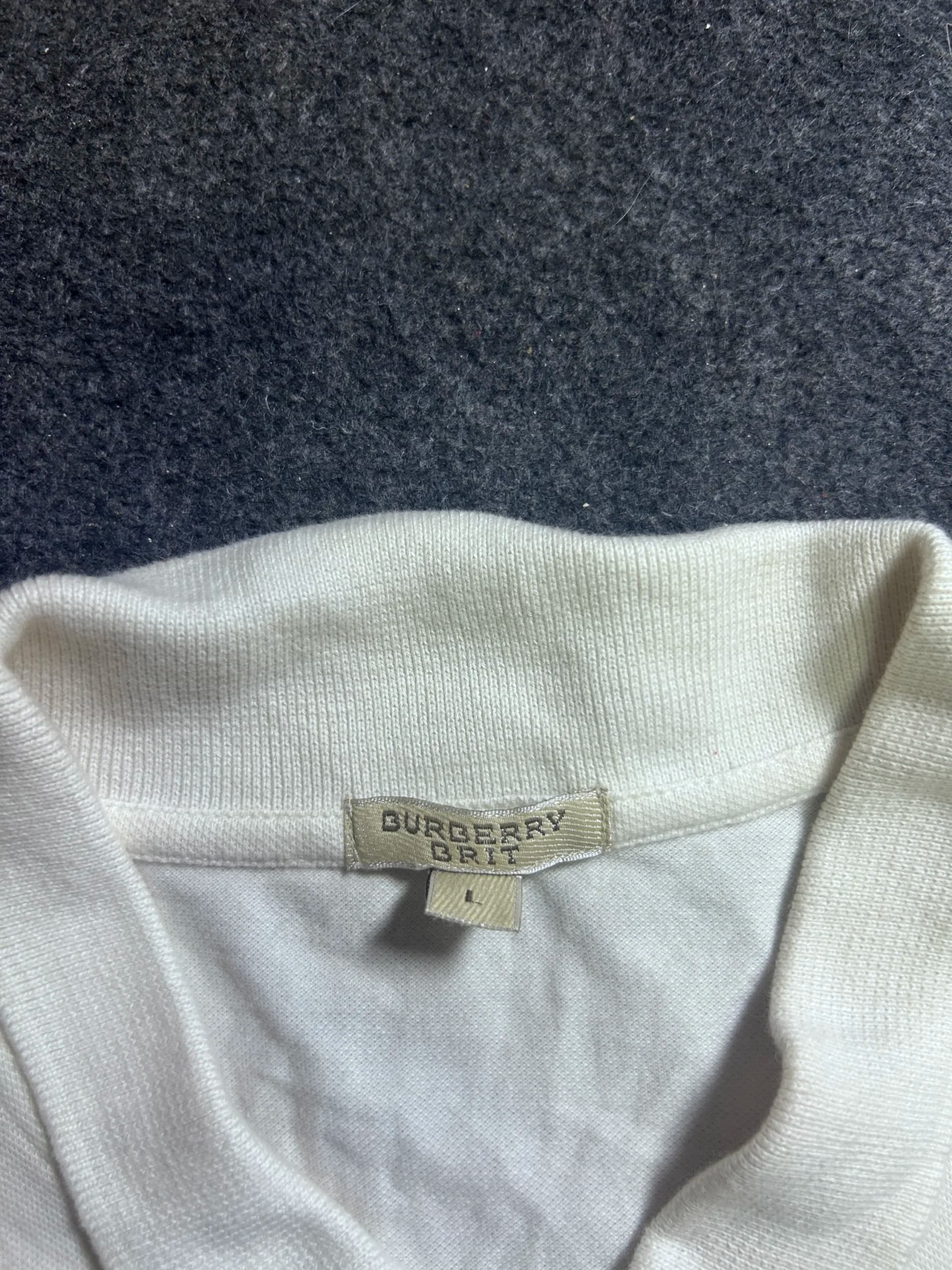 Branded thrift polo shirt India detail view