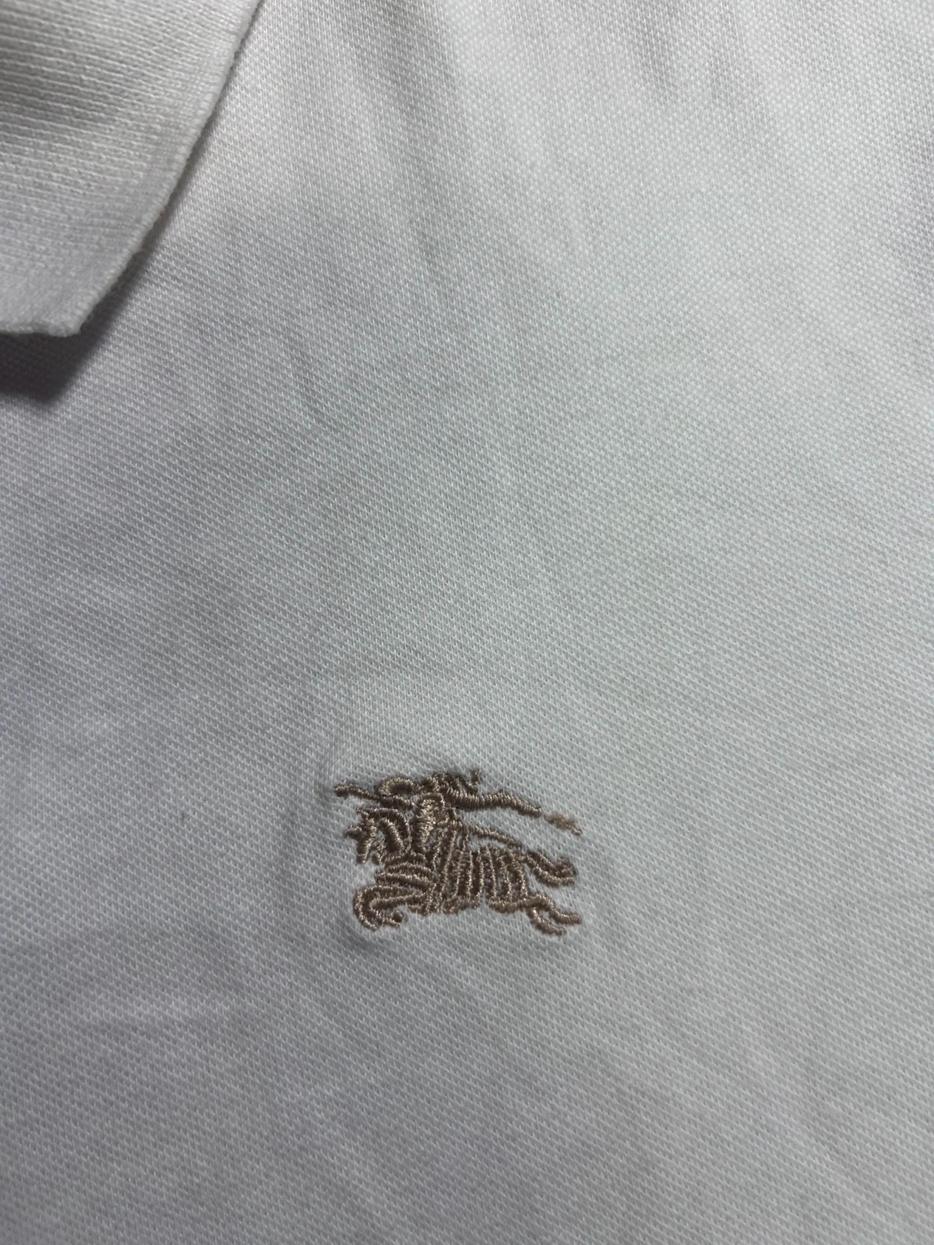 Branded thrift polo shirt India close-up