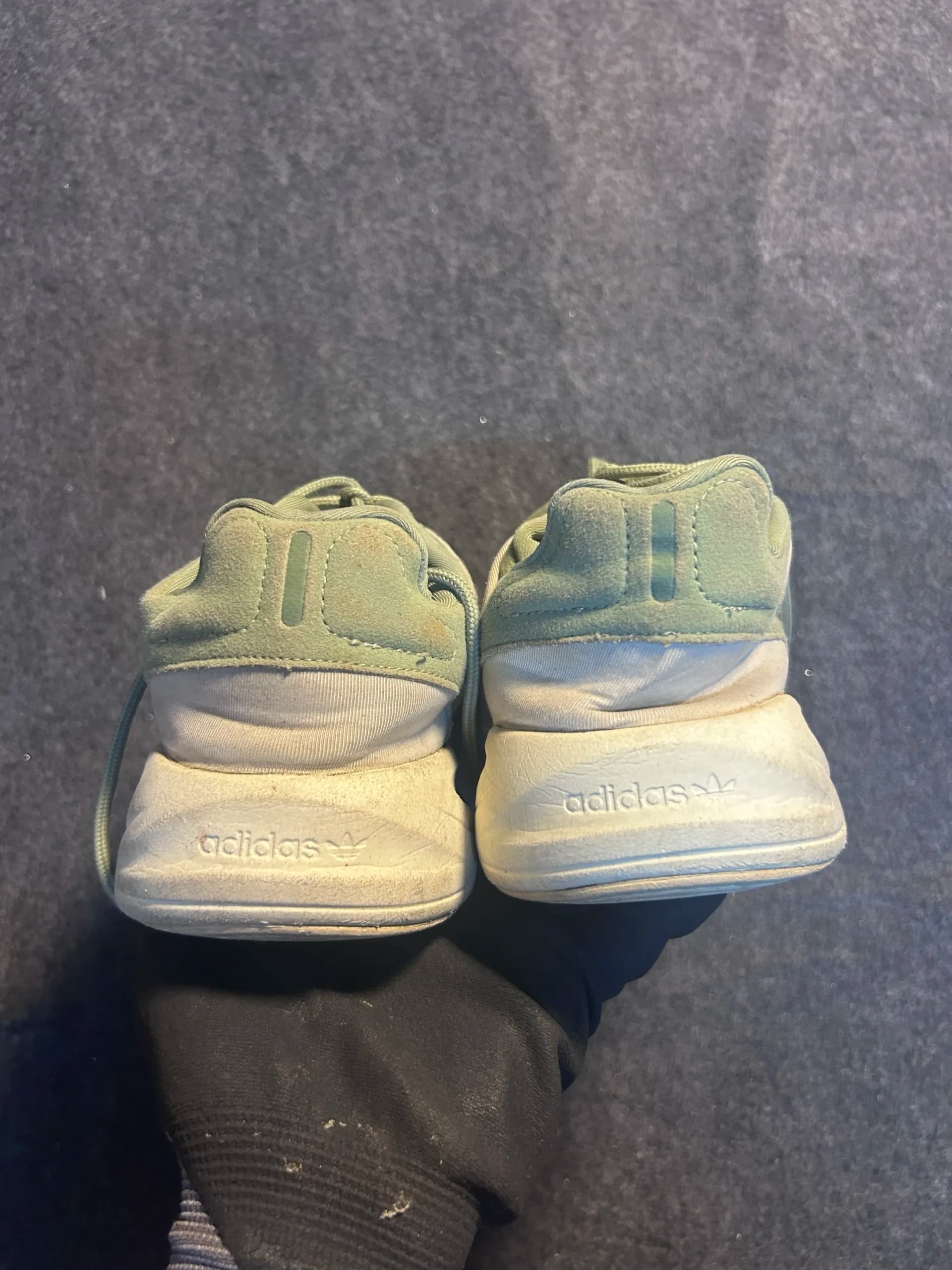 Adidas thrift sneakers India detail view